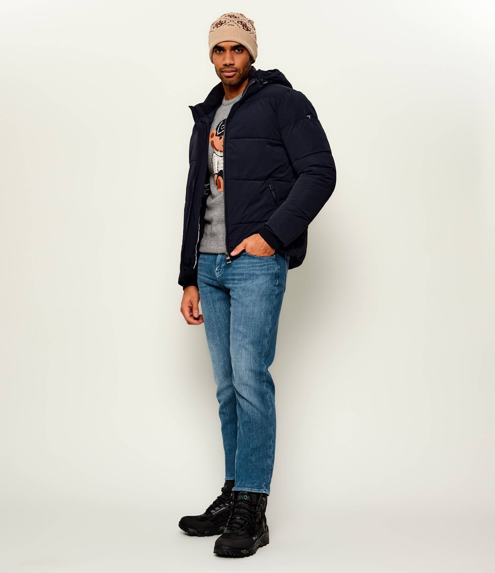 GUESS Geacă | regular fit