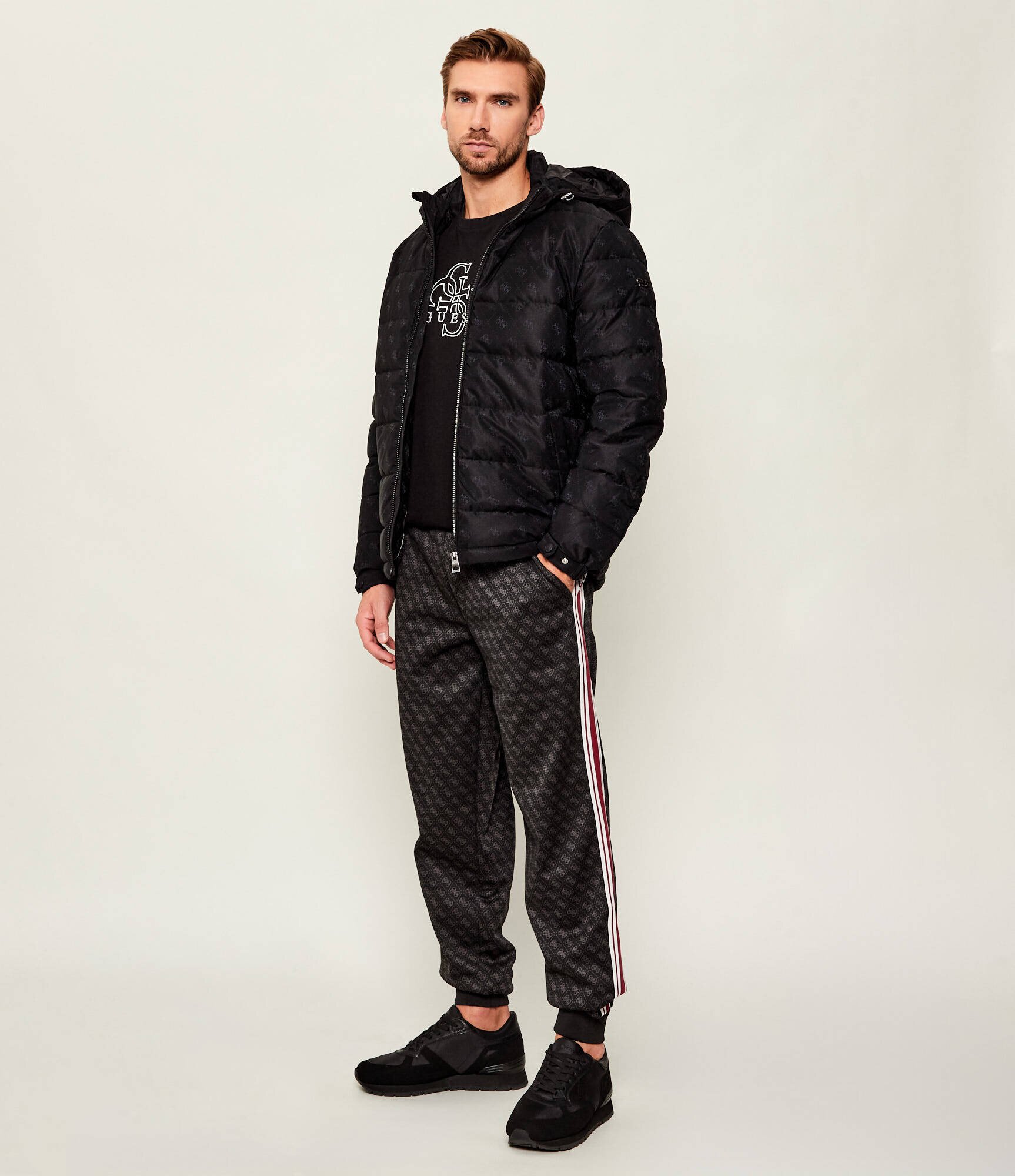 GUESS Geacă | Relaxed fit