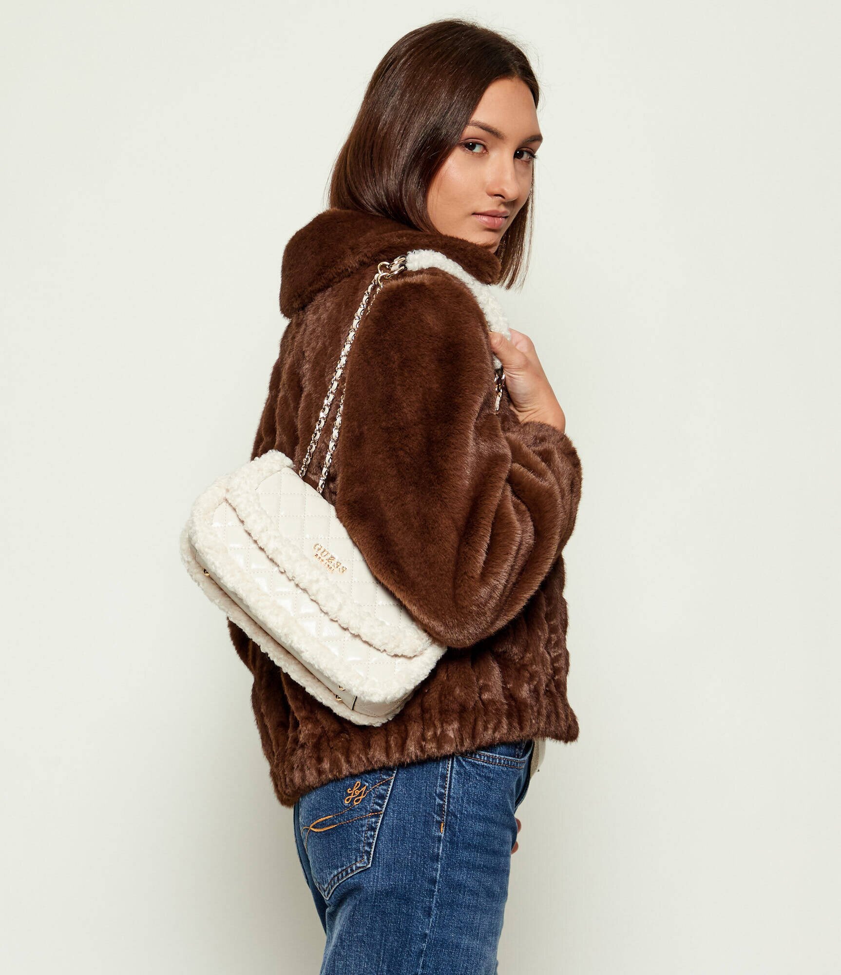 GUESS Geantă pe umăr CRISTI | shearling