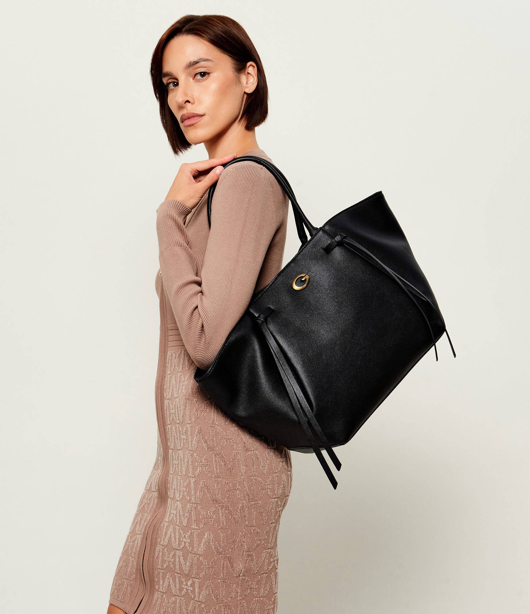 GUESS Geantă shopper Allegra