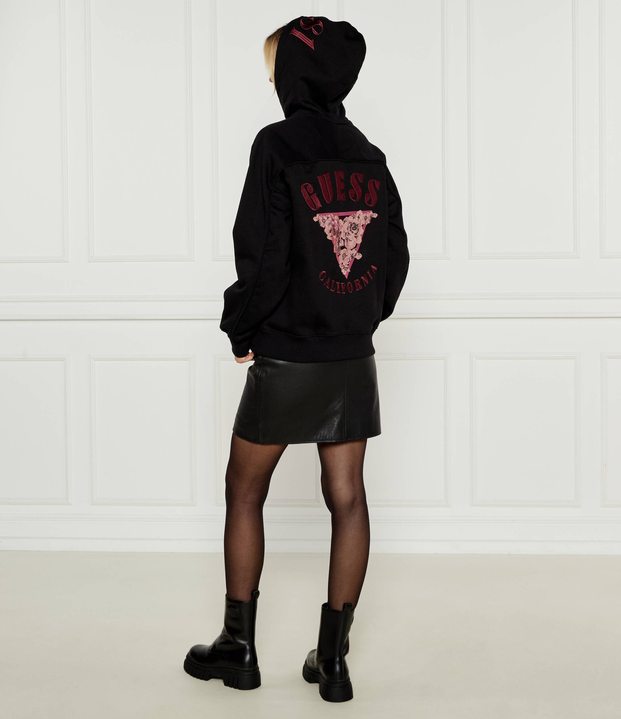 GUESS Hanorac ROSES | Regular Fit