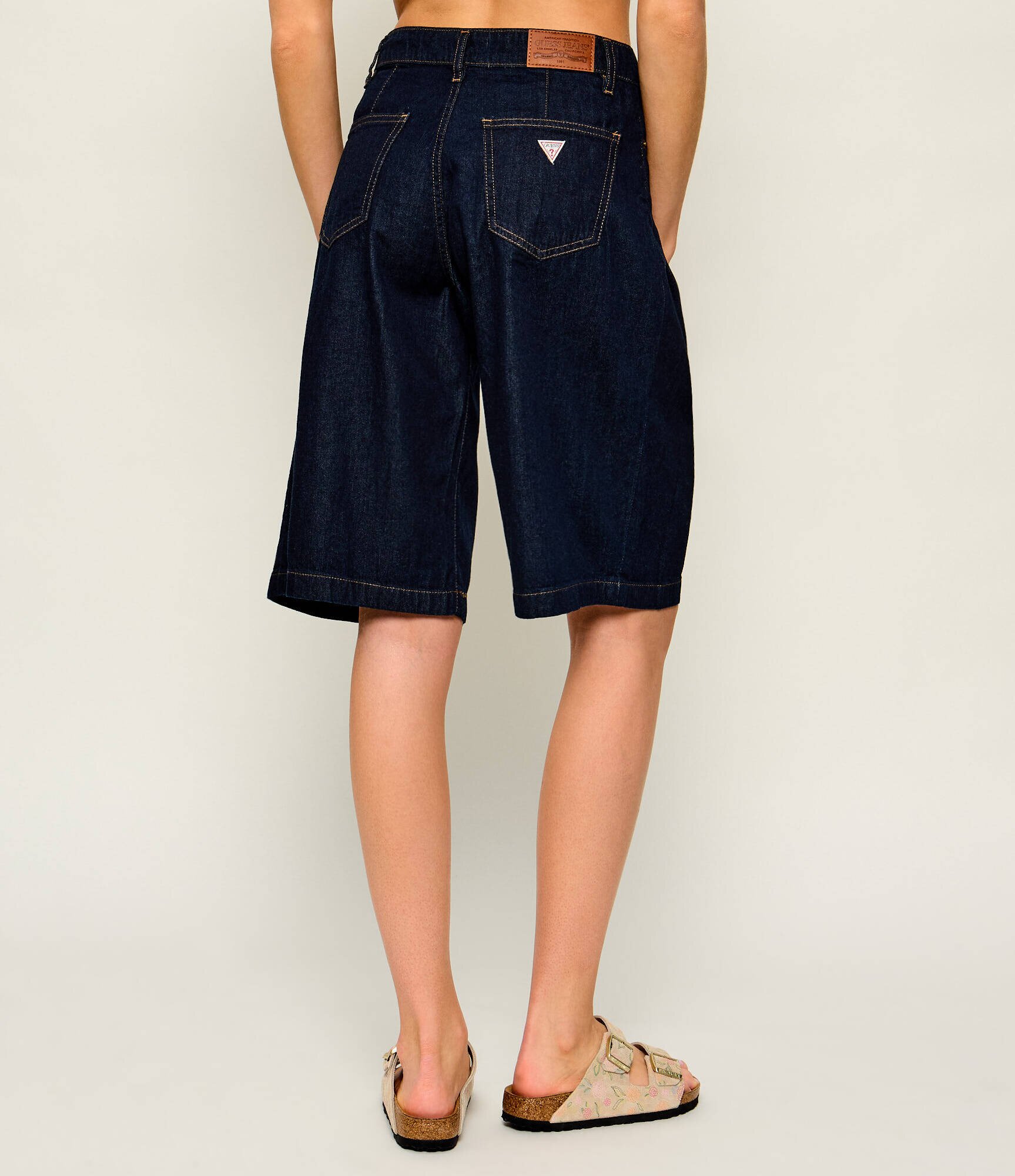 GUESS JEANS De blugi bermude Classic | Relaxed fit