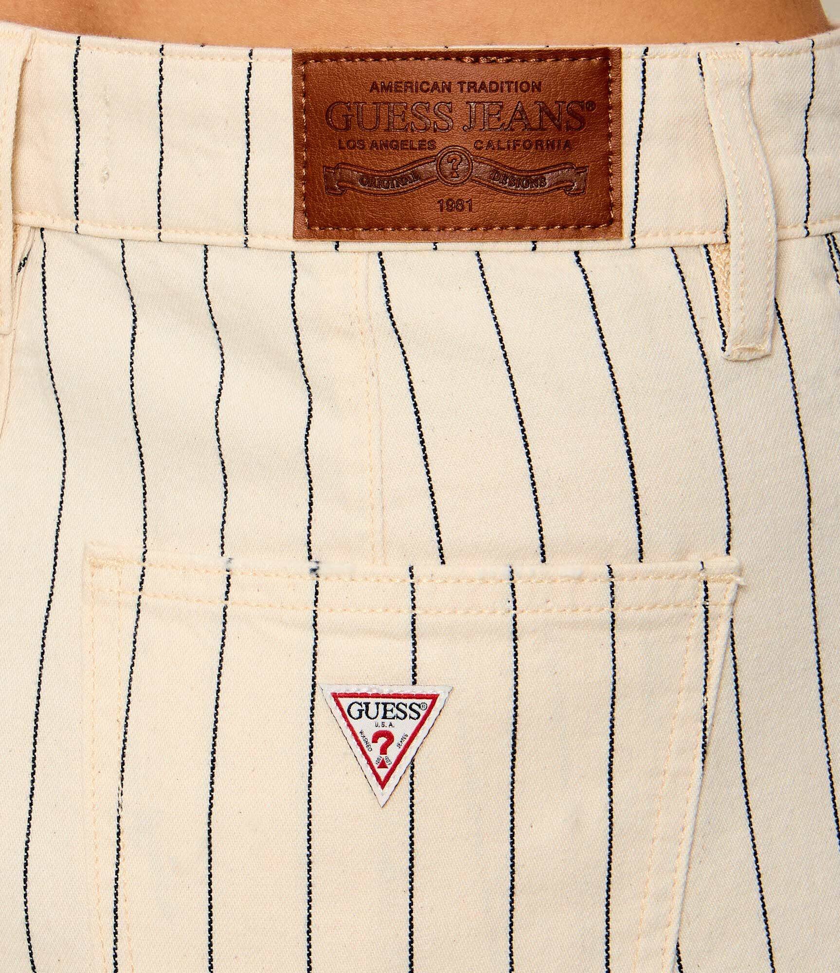 GUESS JEANS De blugi bermude | Relaxed fit