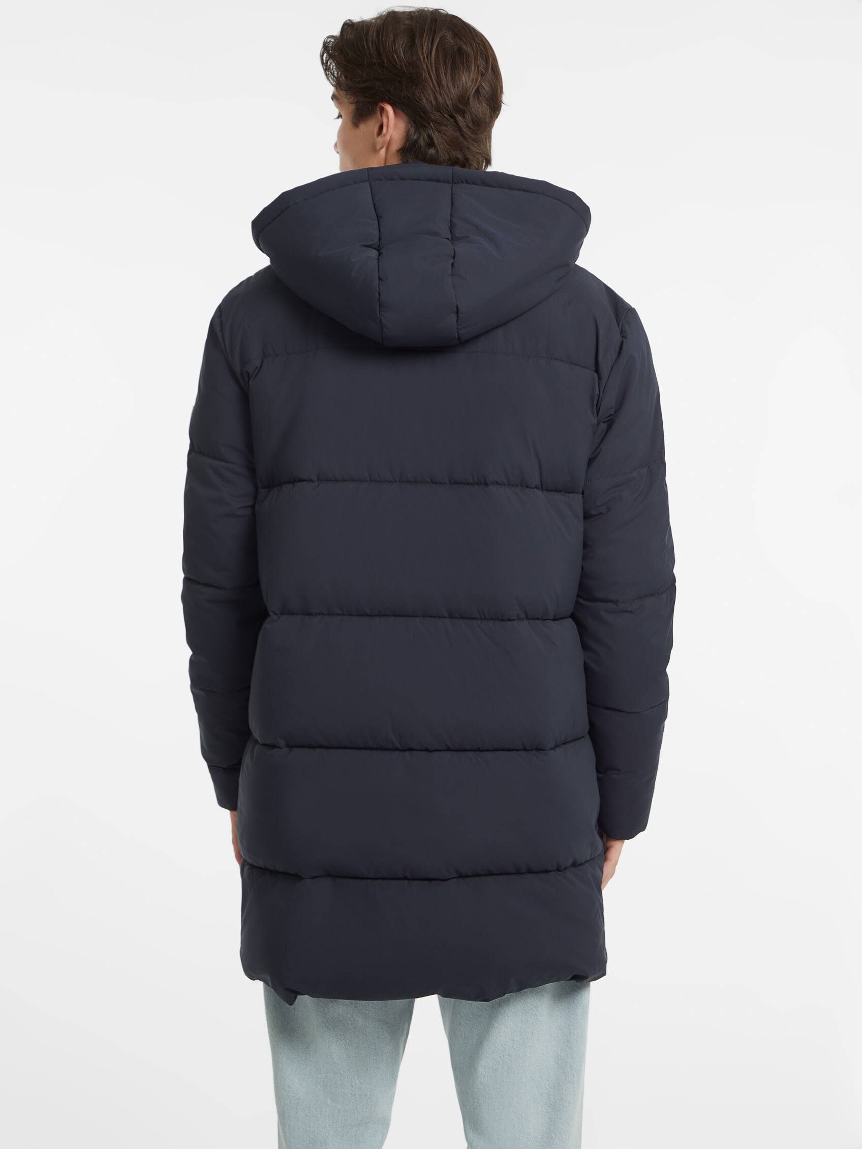 GUESS JEANS De puf geacă | Regular Fit