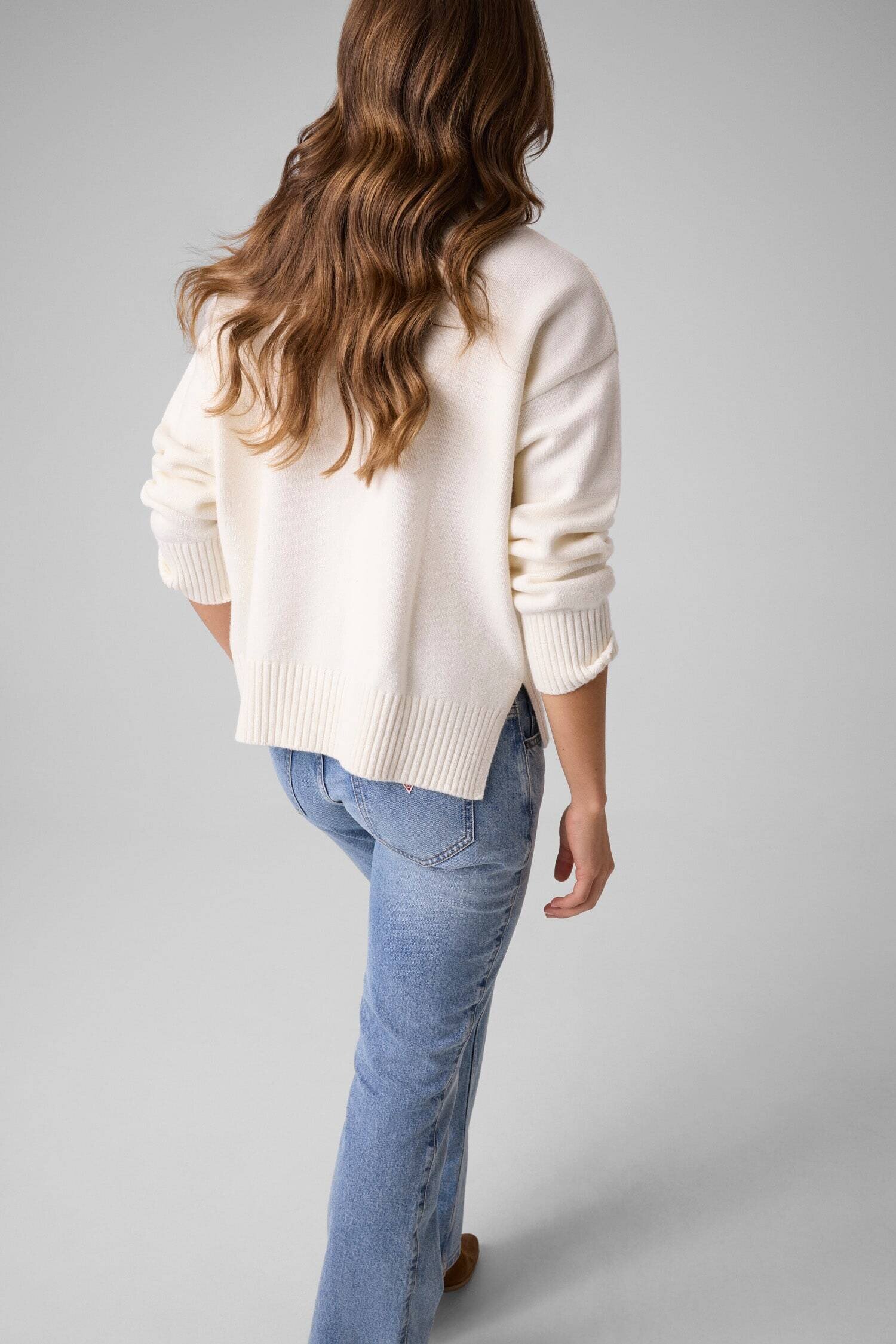 GUESS JEANS Guler înalt | Loose fit cu adaos de lână