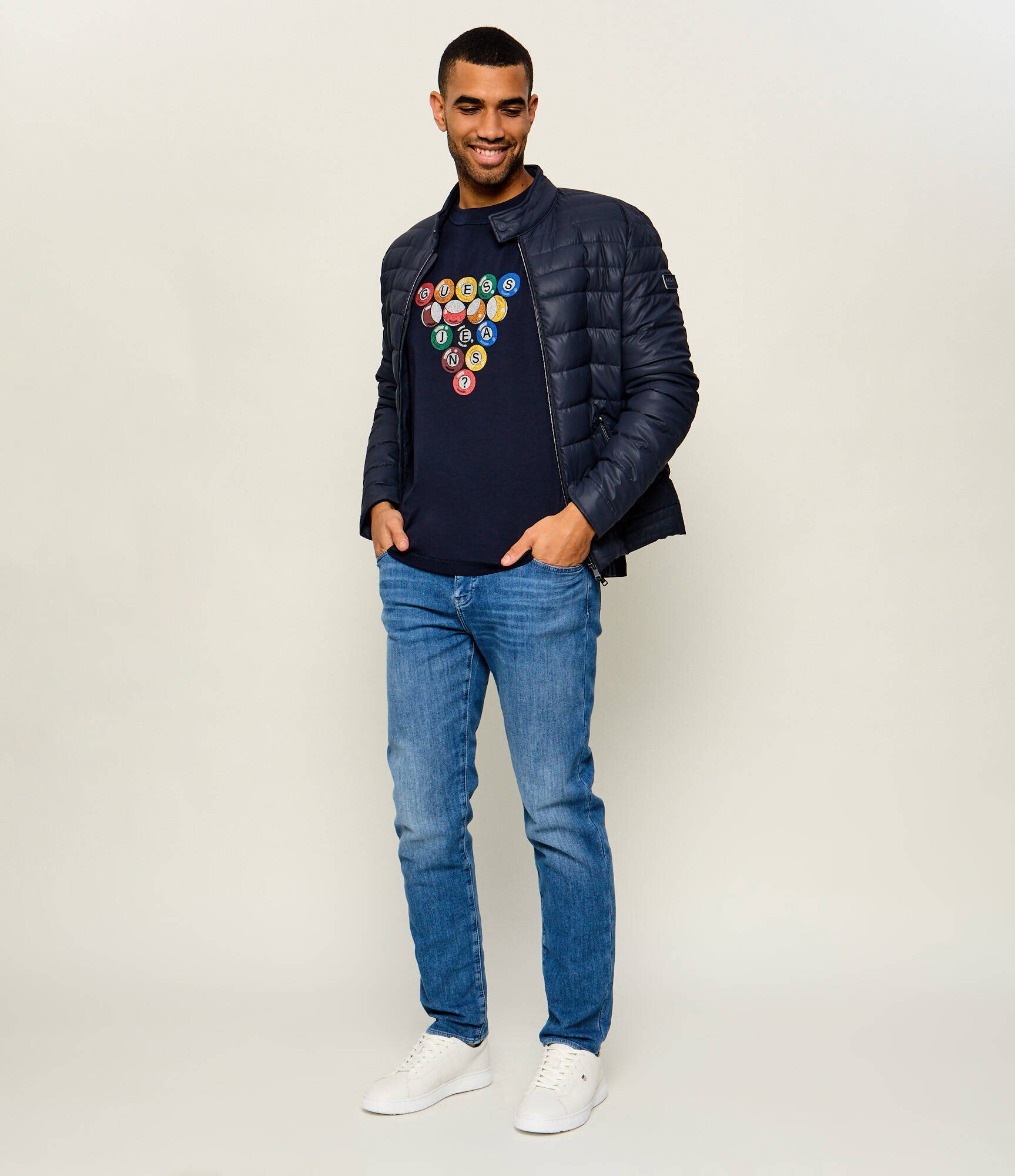 GUESS JEANS Tricou Pool Ball | Oversize fit