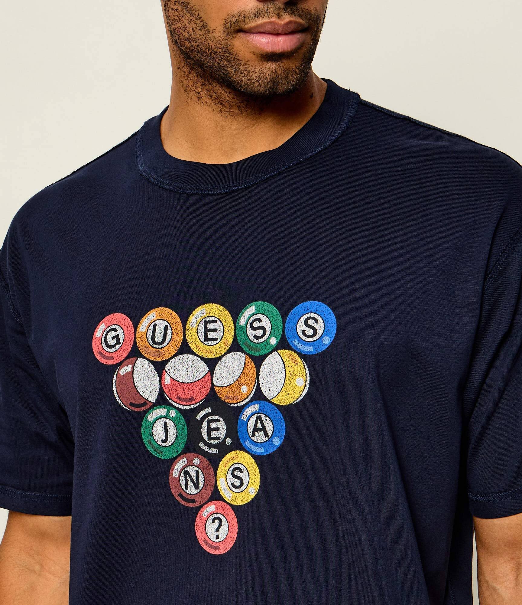 GUESS JEANS Tricou Pool Ball | Oversize fit