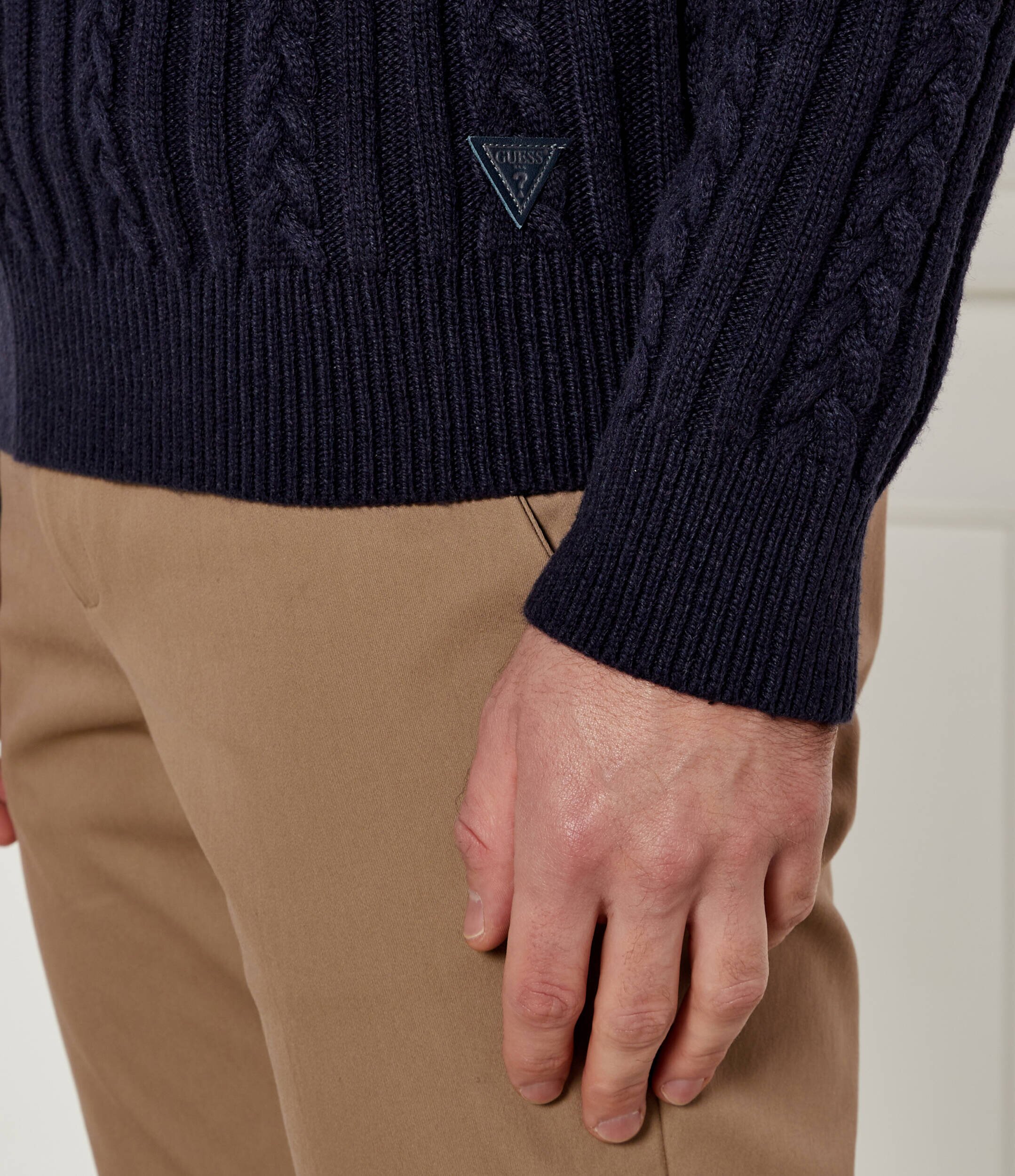 GUESS Maletă EVANDER | Regular Fit cu adaos de lână