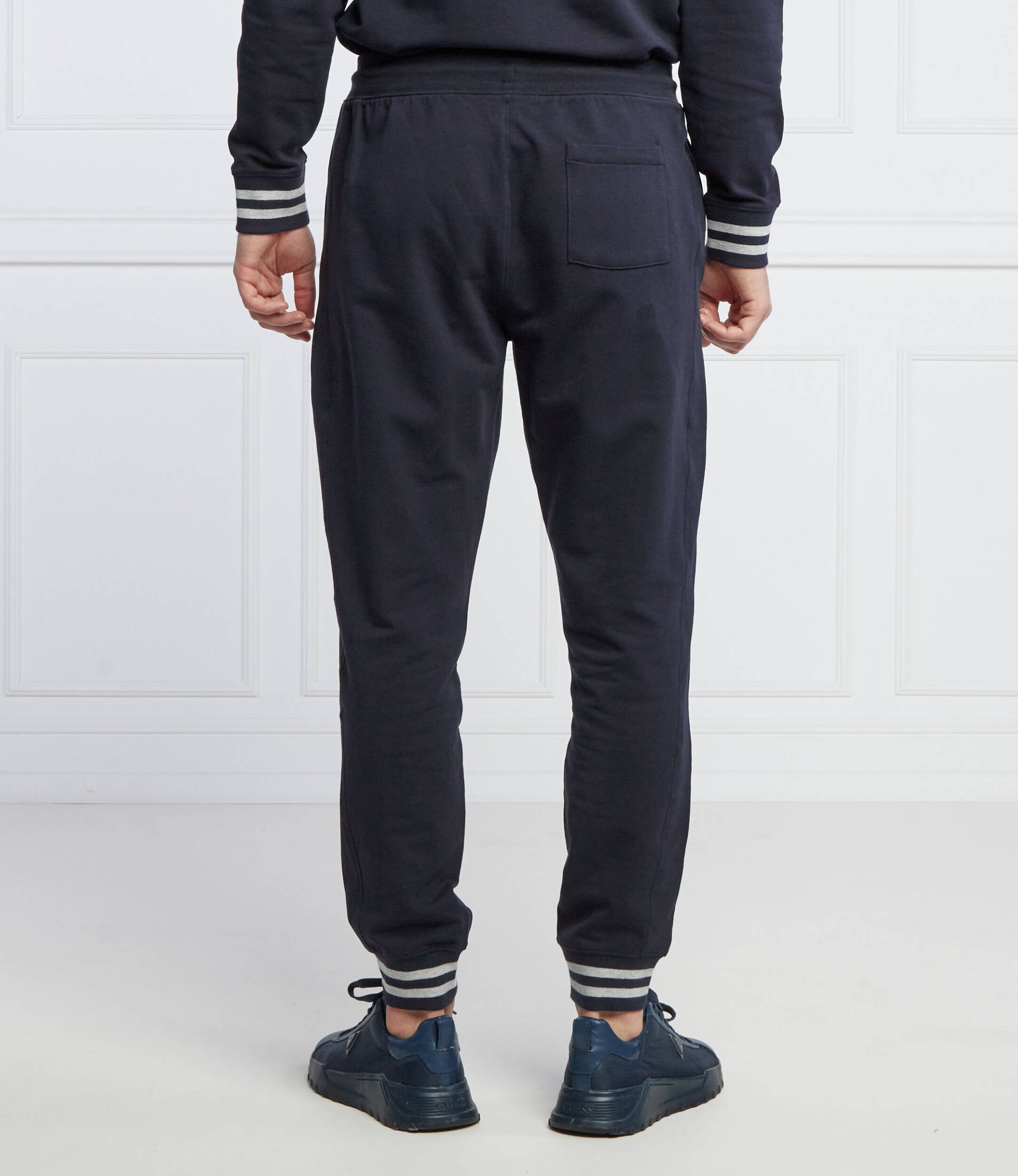 GUESS Pantaloni de trening Adam | Relaxed fit