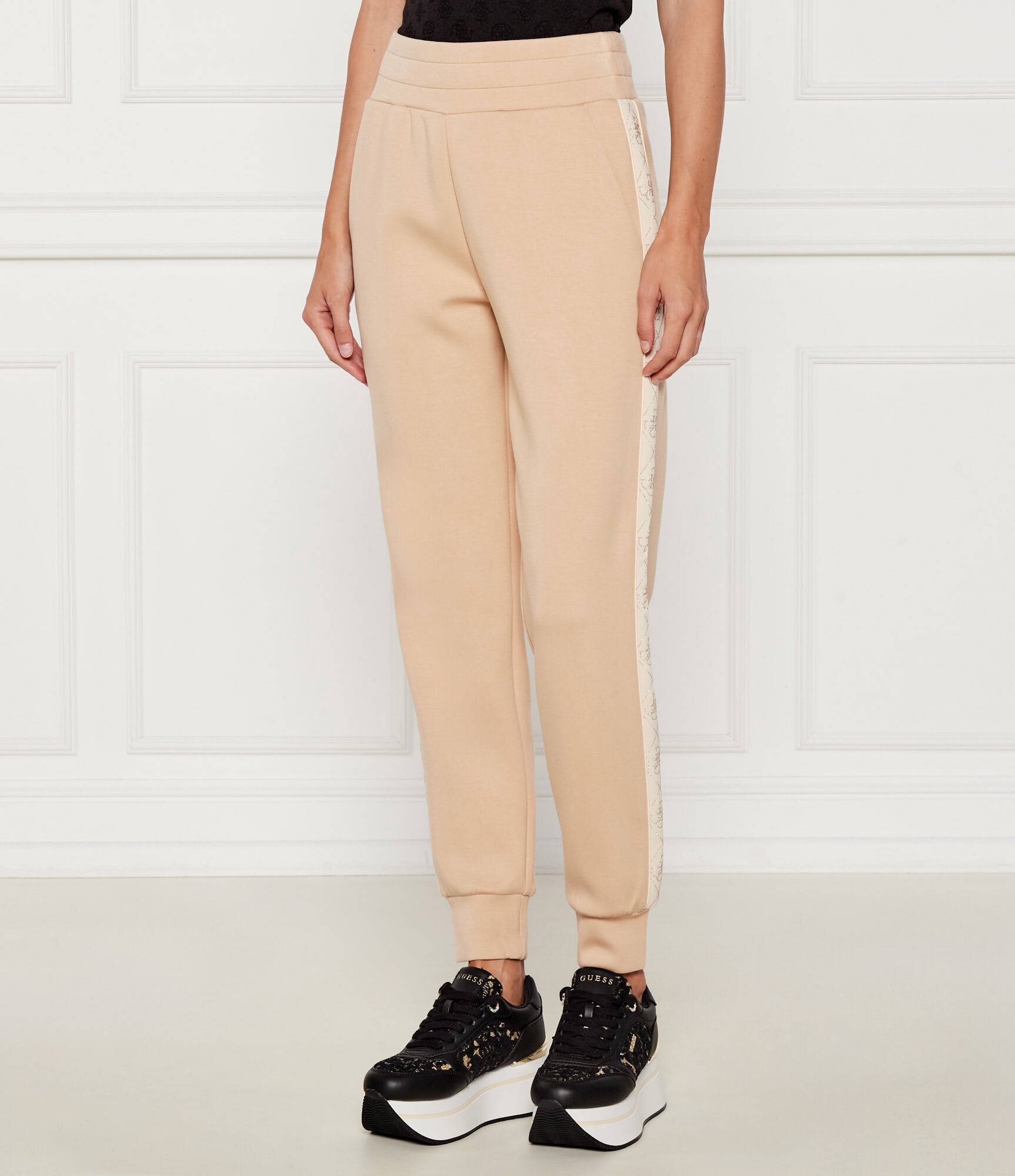 GUESS Pantaloni de trening NEW VICTOIRE | regular fit