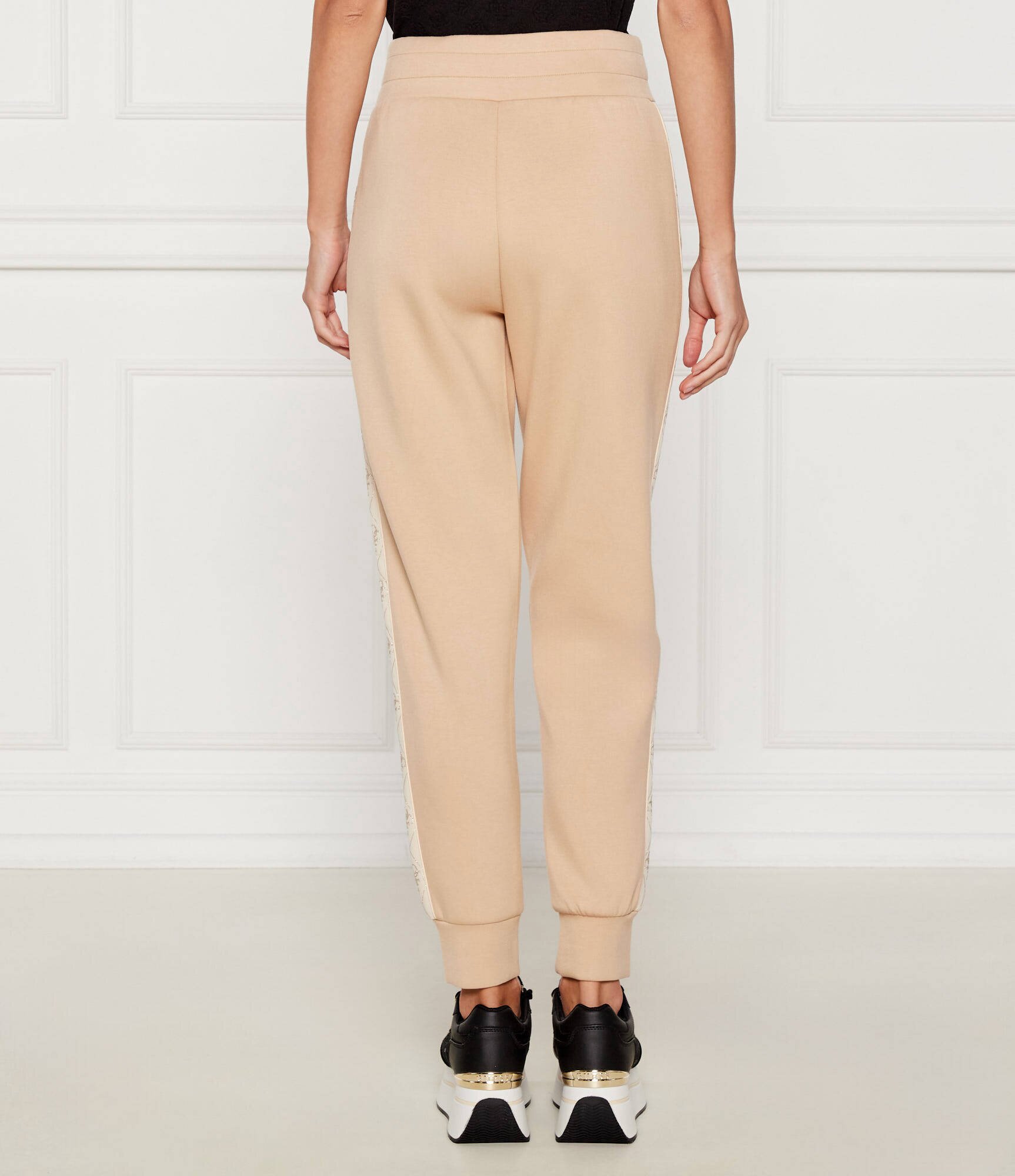 GUESS Pantaloni de trening NEW VICTOIRE | regular fit
