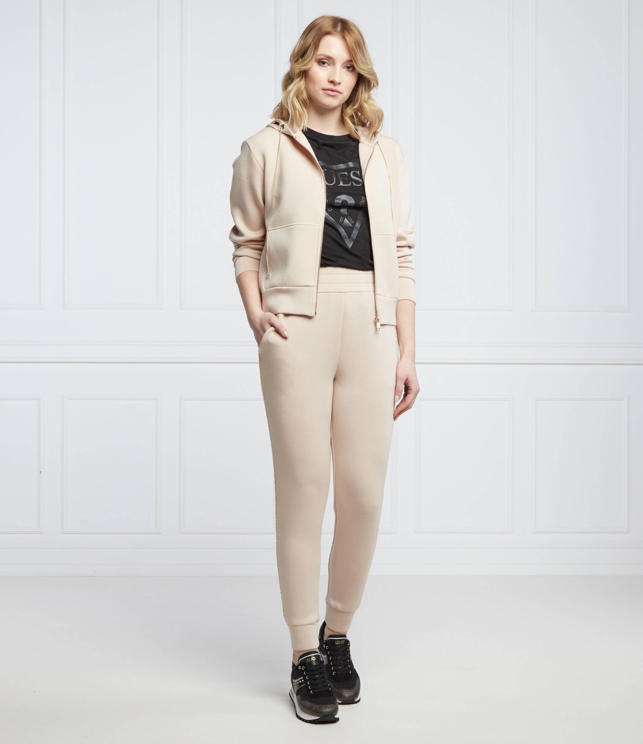 GUESS Pantaloni de trening SIMONNE | Regular Fit
