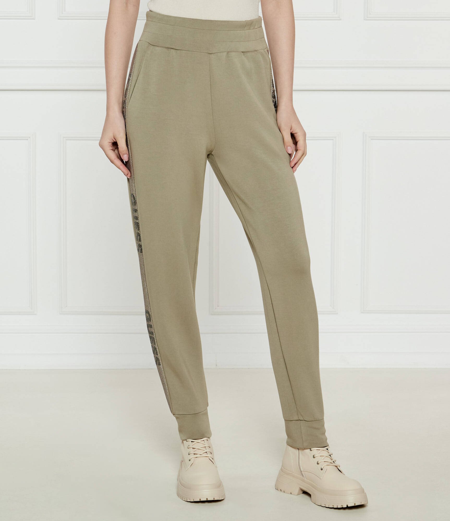 GUESS Pantaloni de trening VICTOIRE | Regular Fit