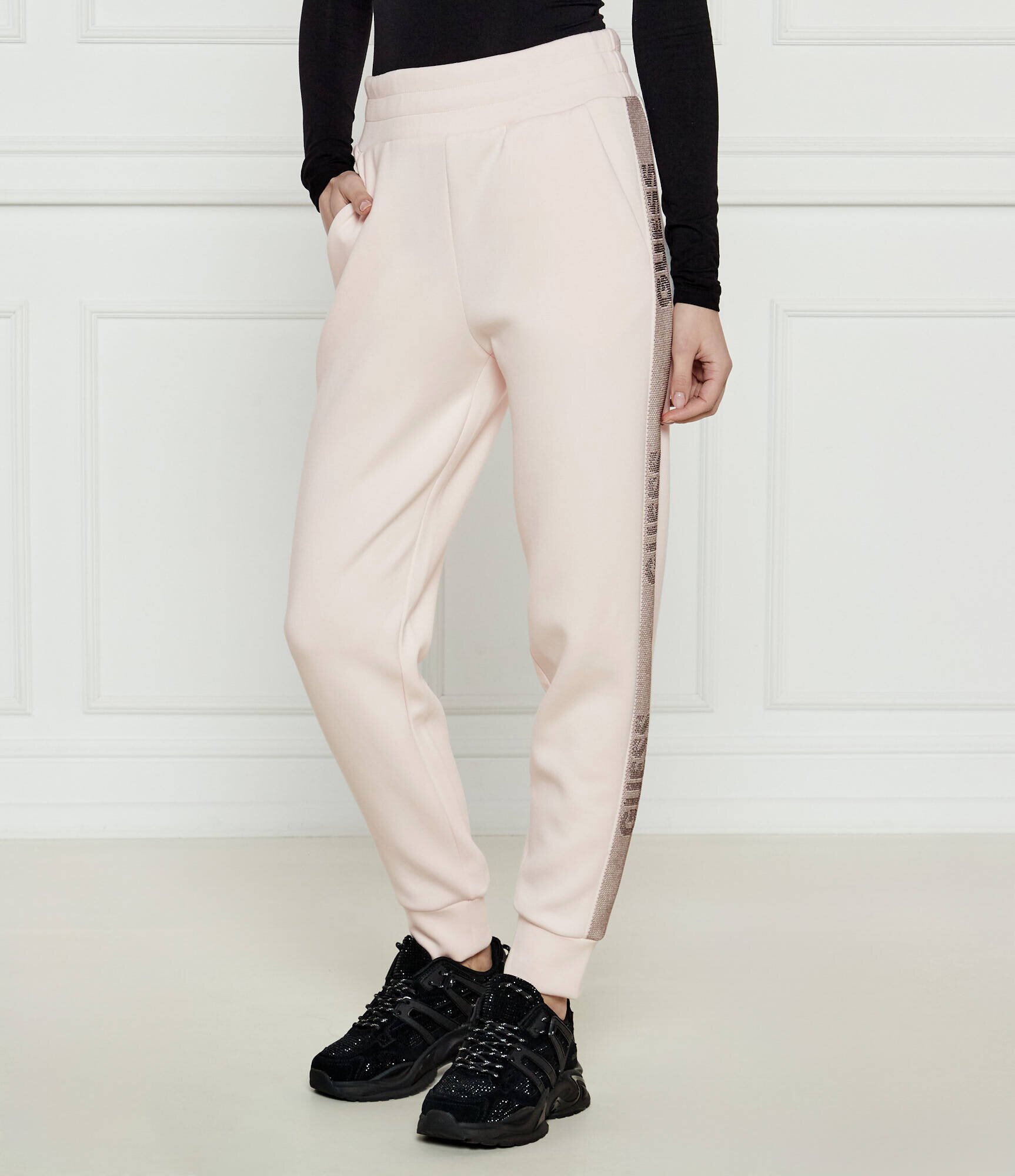GUESS Pantaloni de trening Victoire | regular fit