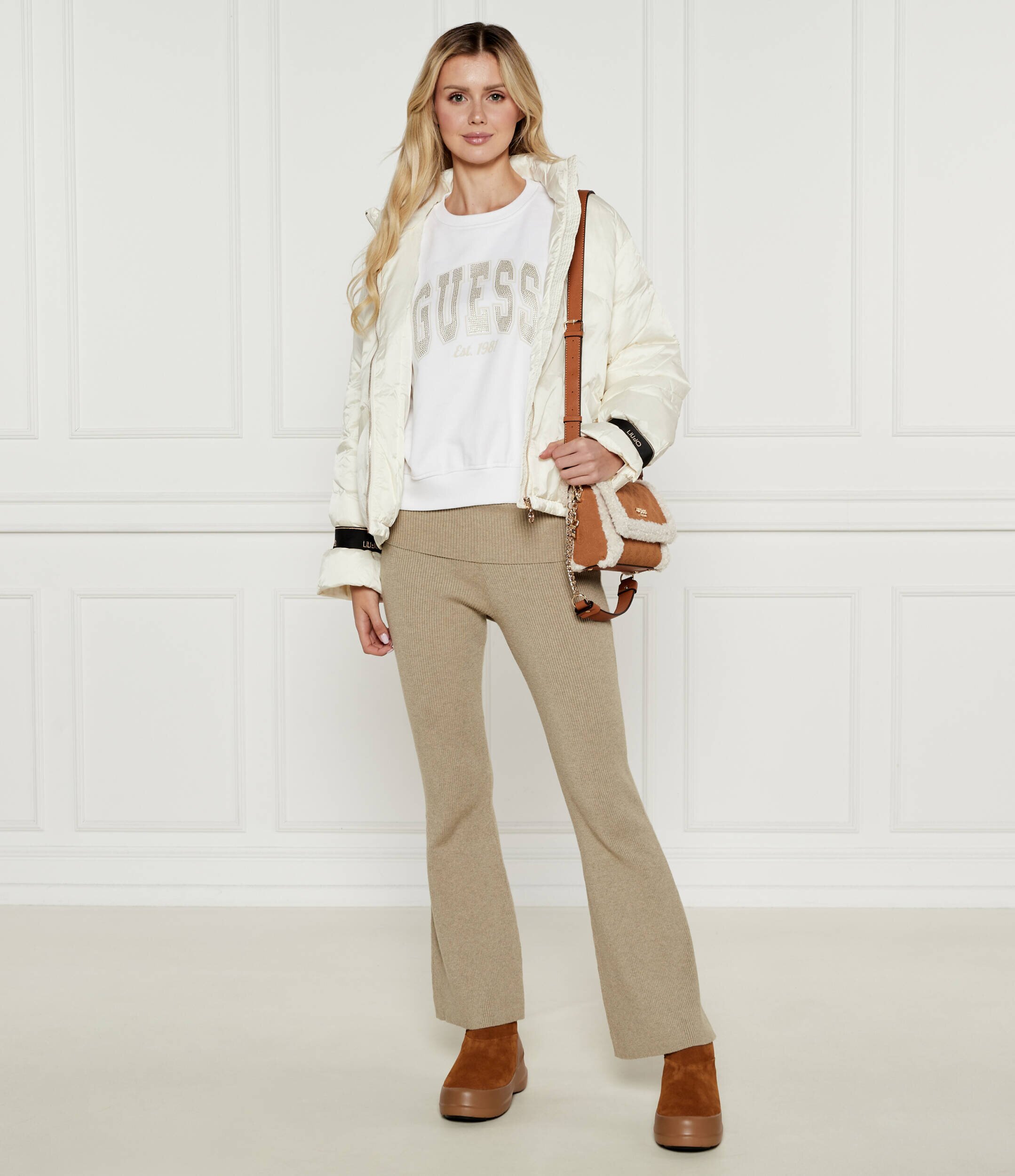 GUESS Pantaloni de tricot NINA | flare fit