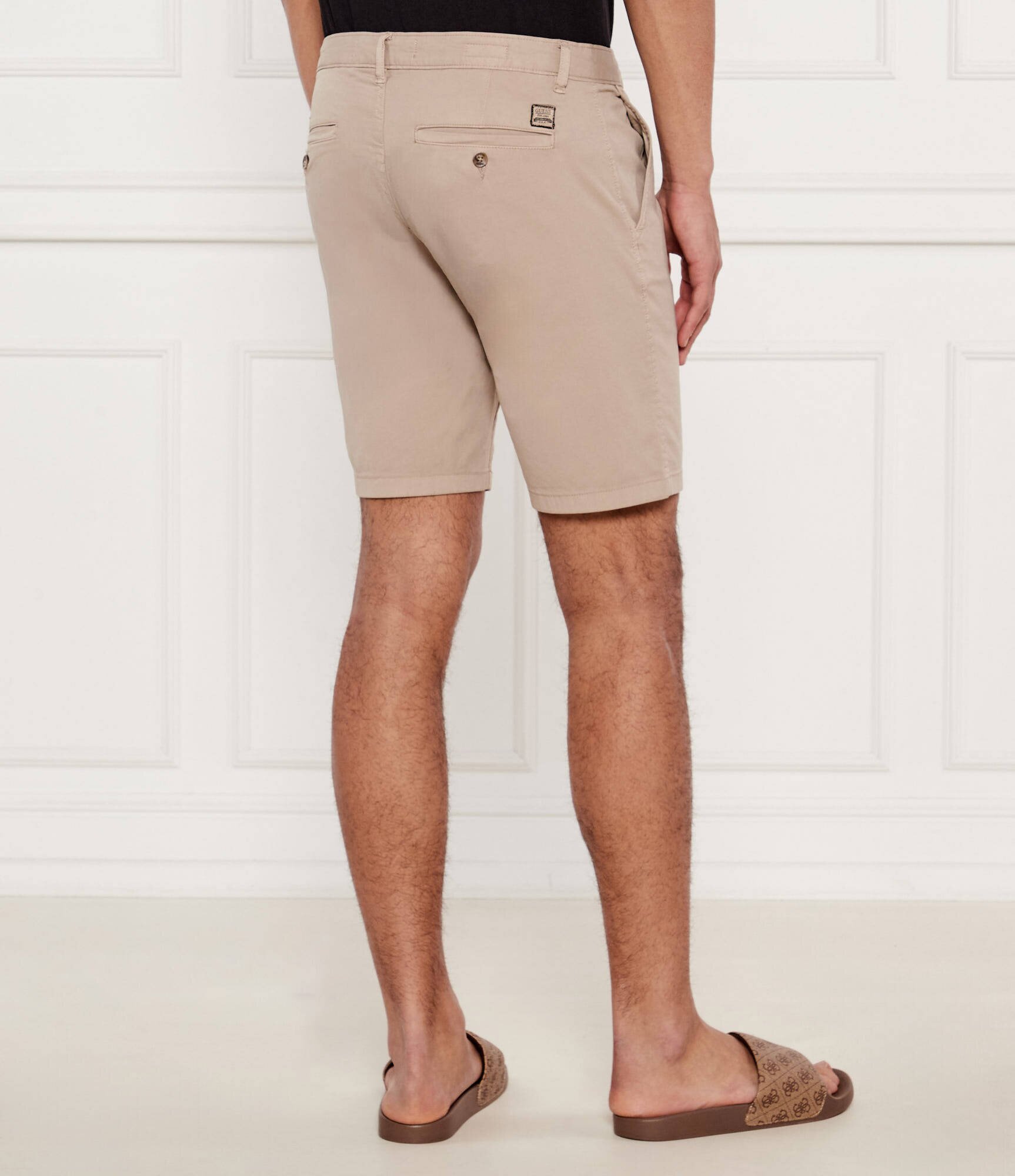 GUESS Pantaloni scurți chino Angels | regular fit