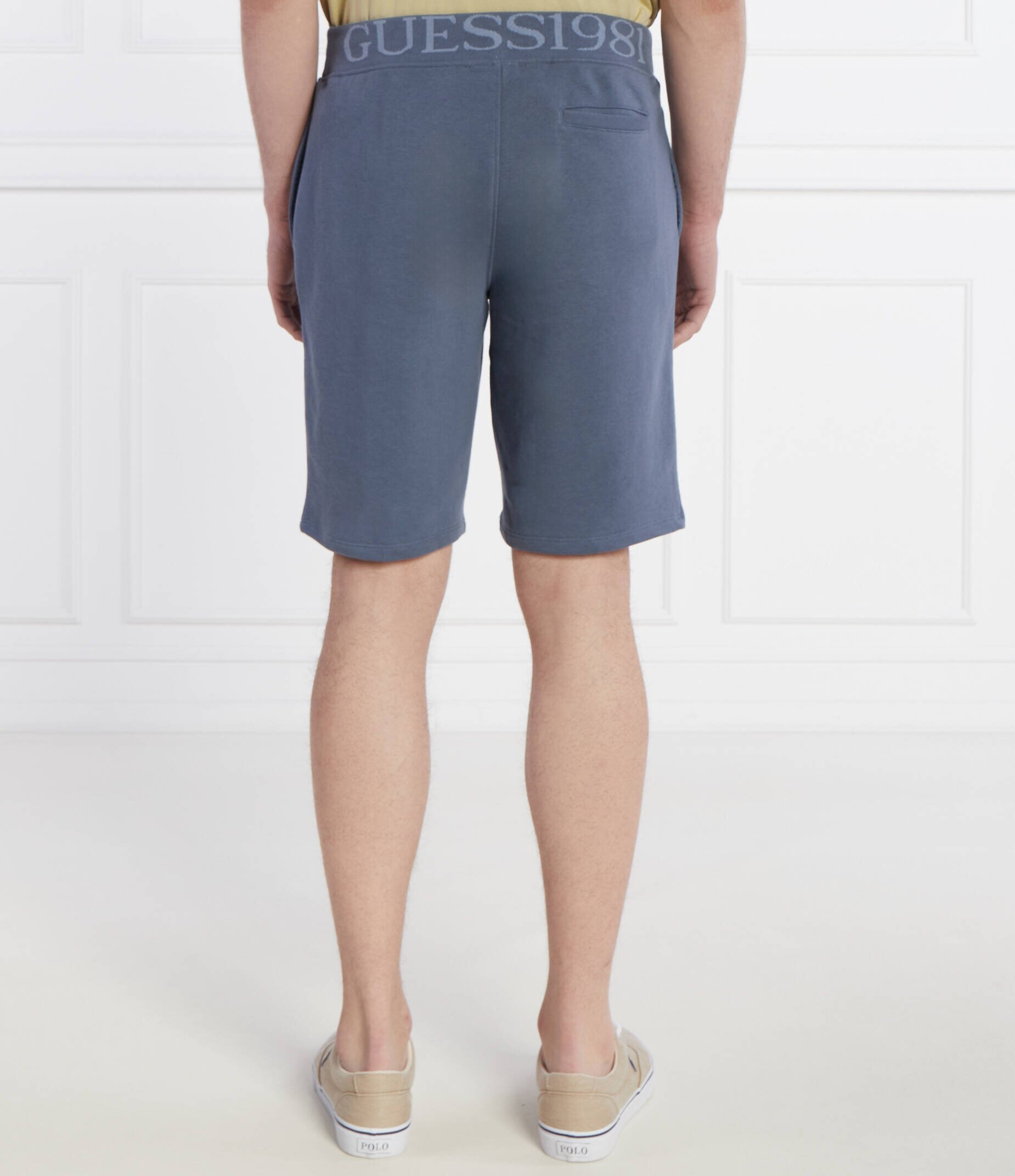 GUESS Pantaloni scurți | Loose fit