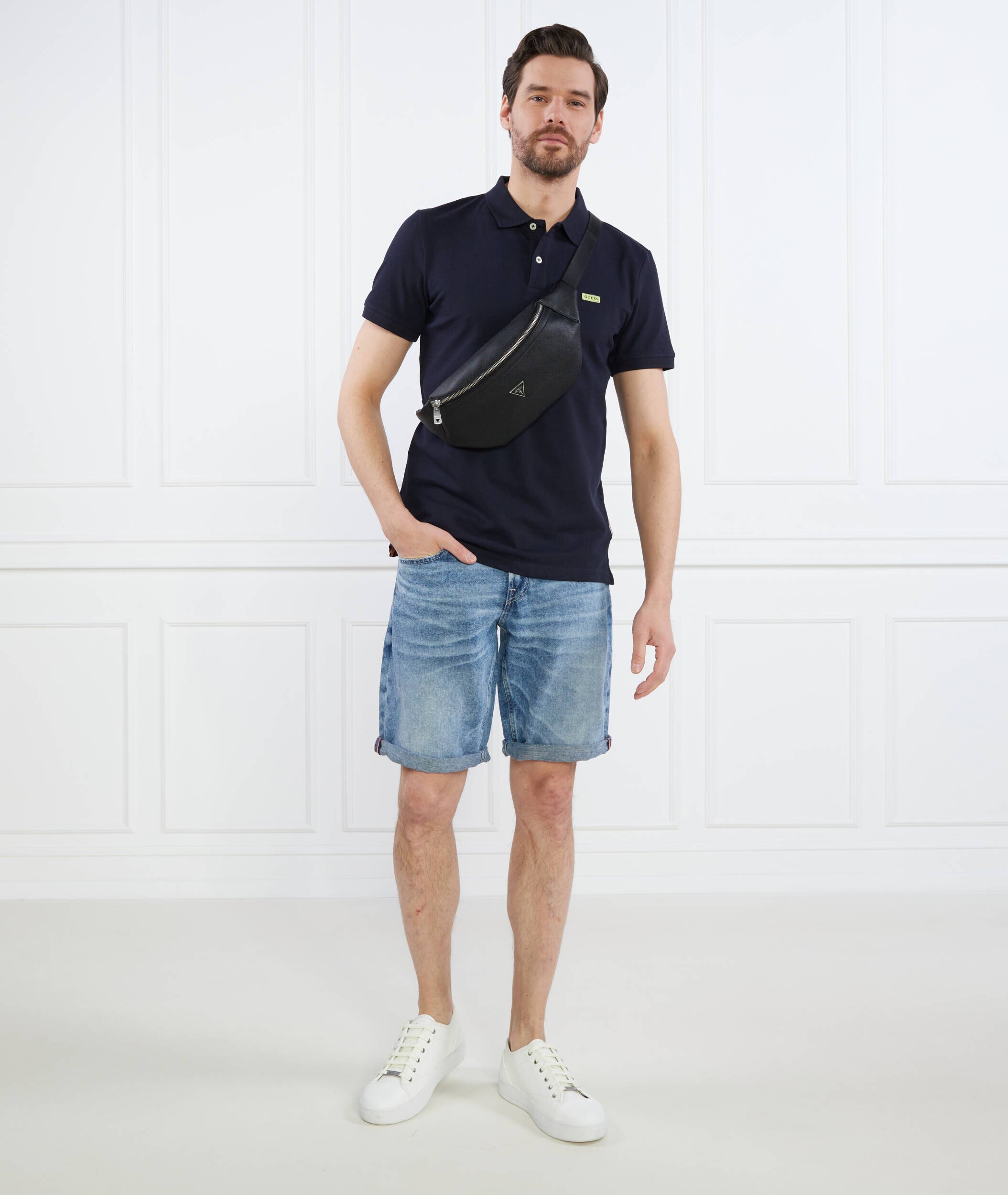 GUESS Pantaloni scurți SONNY SHORT | Regular Fit | cu adaos de in