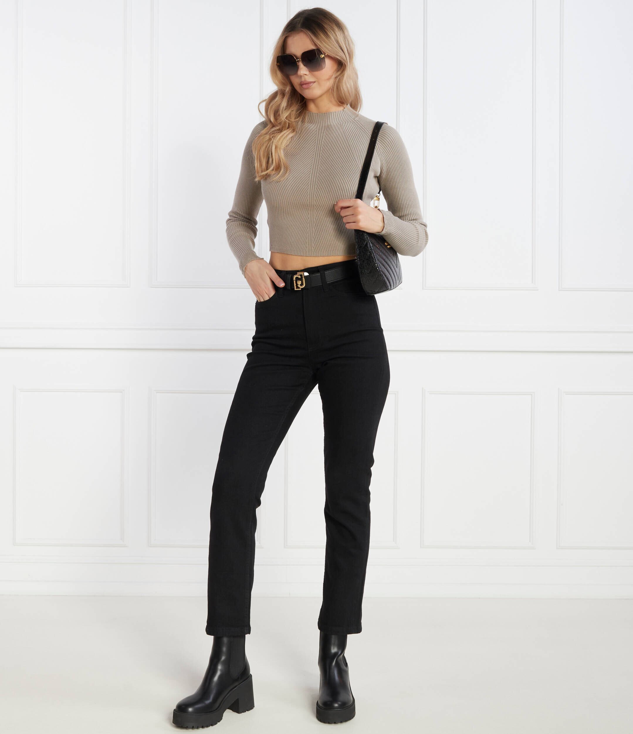 GUESS Pulover | Cropped Fit