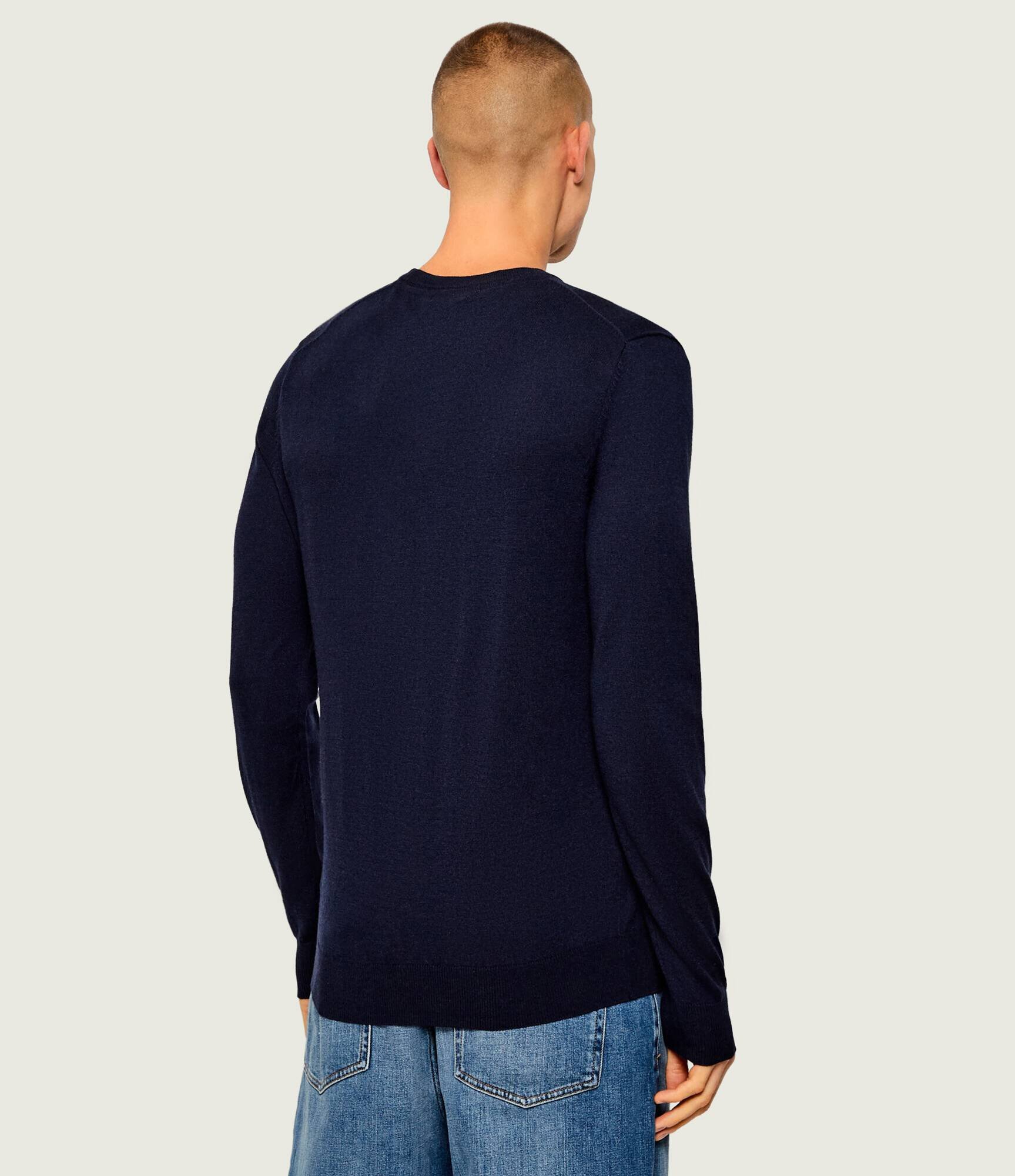 GUESS Pulover DANIEL | Slim Fit cu adaos de mătase