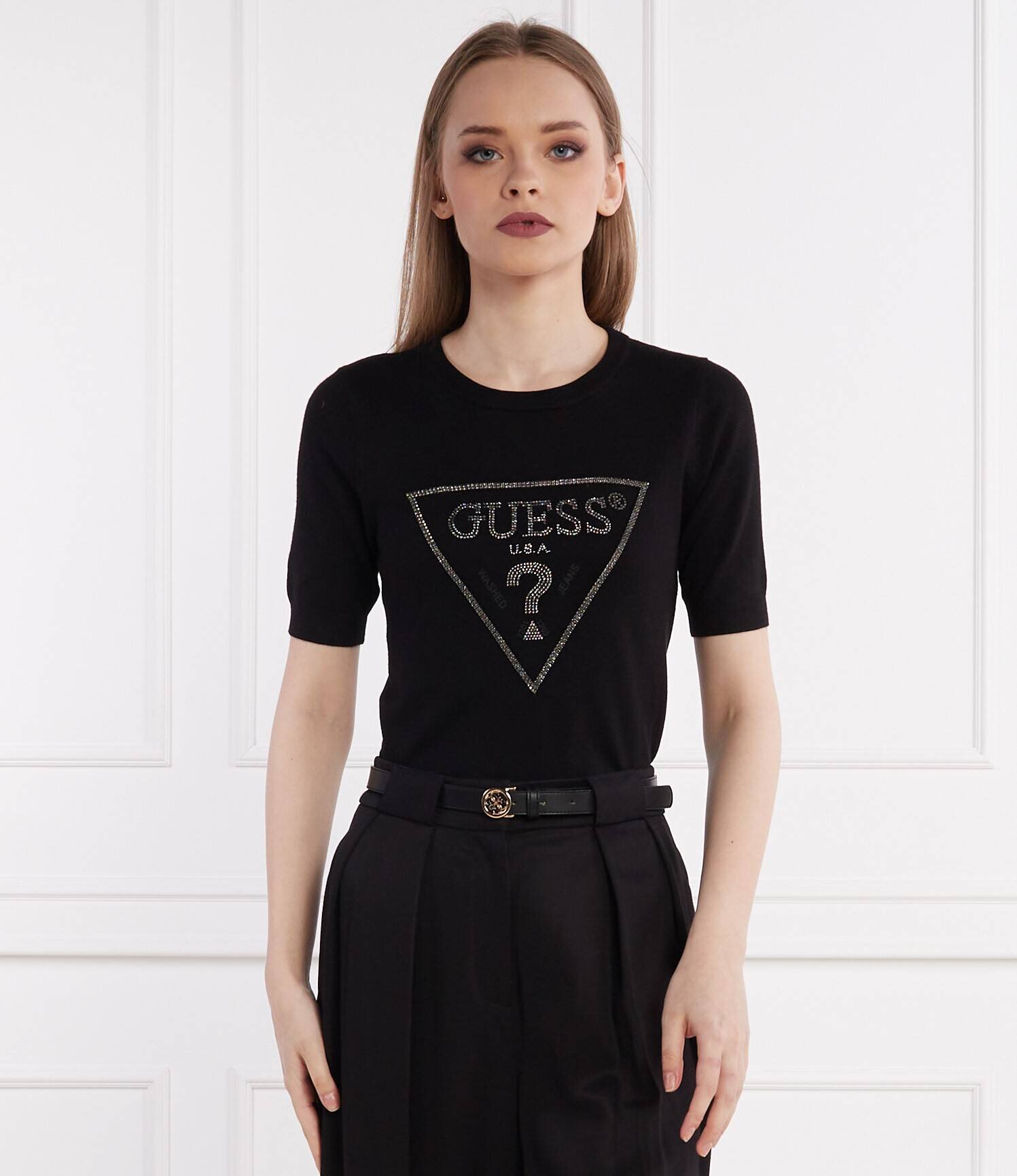 GUESS Pulover KAYLA LOGO RN SS SWTR | Slim Fit