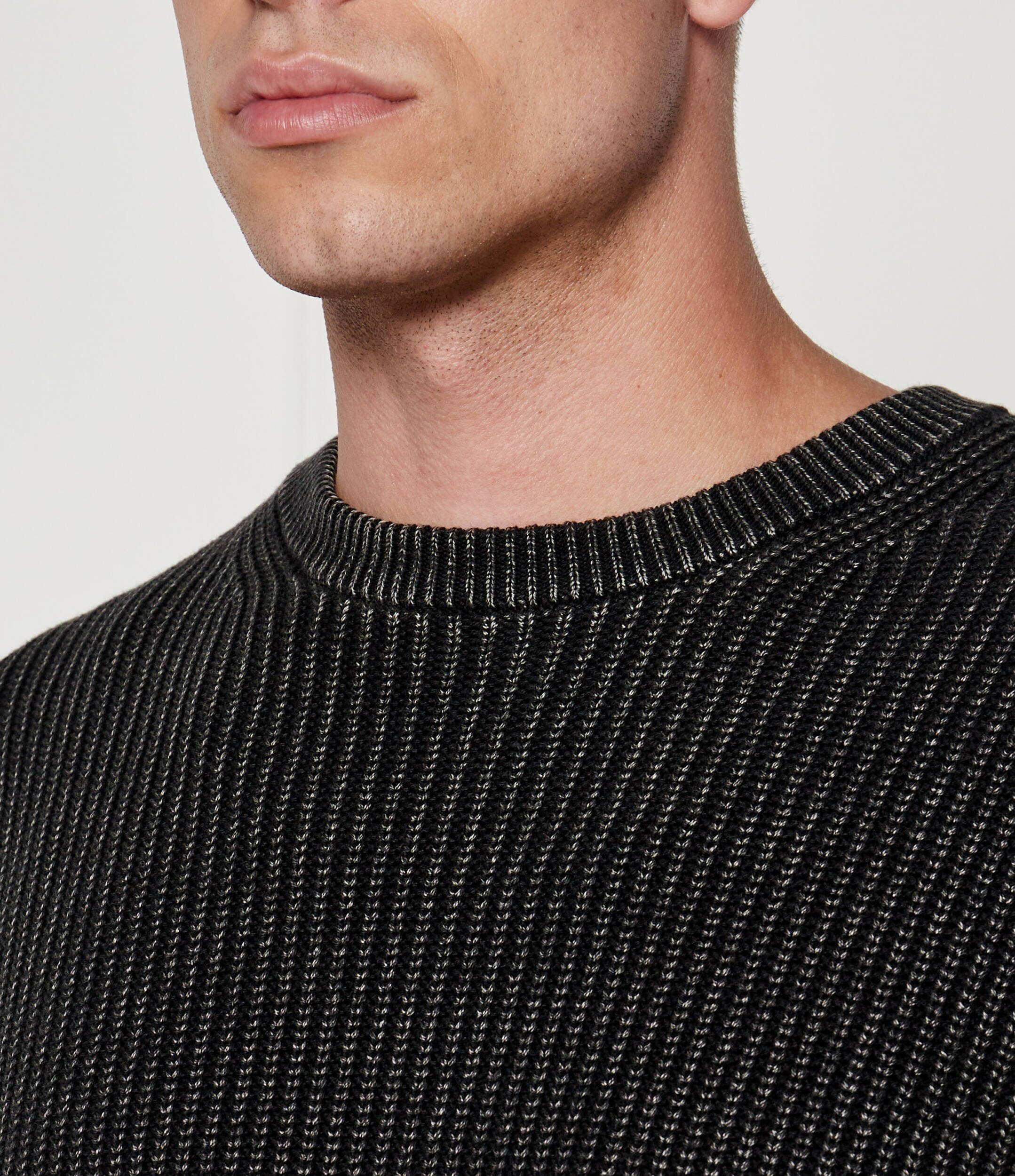 GUESS Pulover | Regular Fit