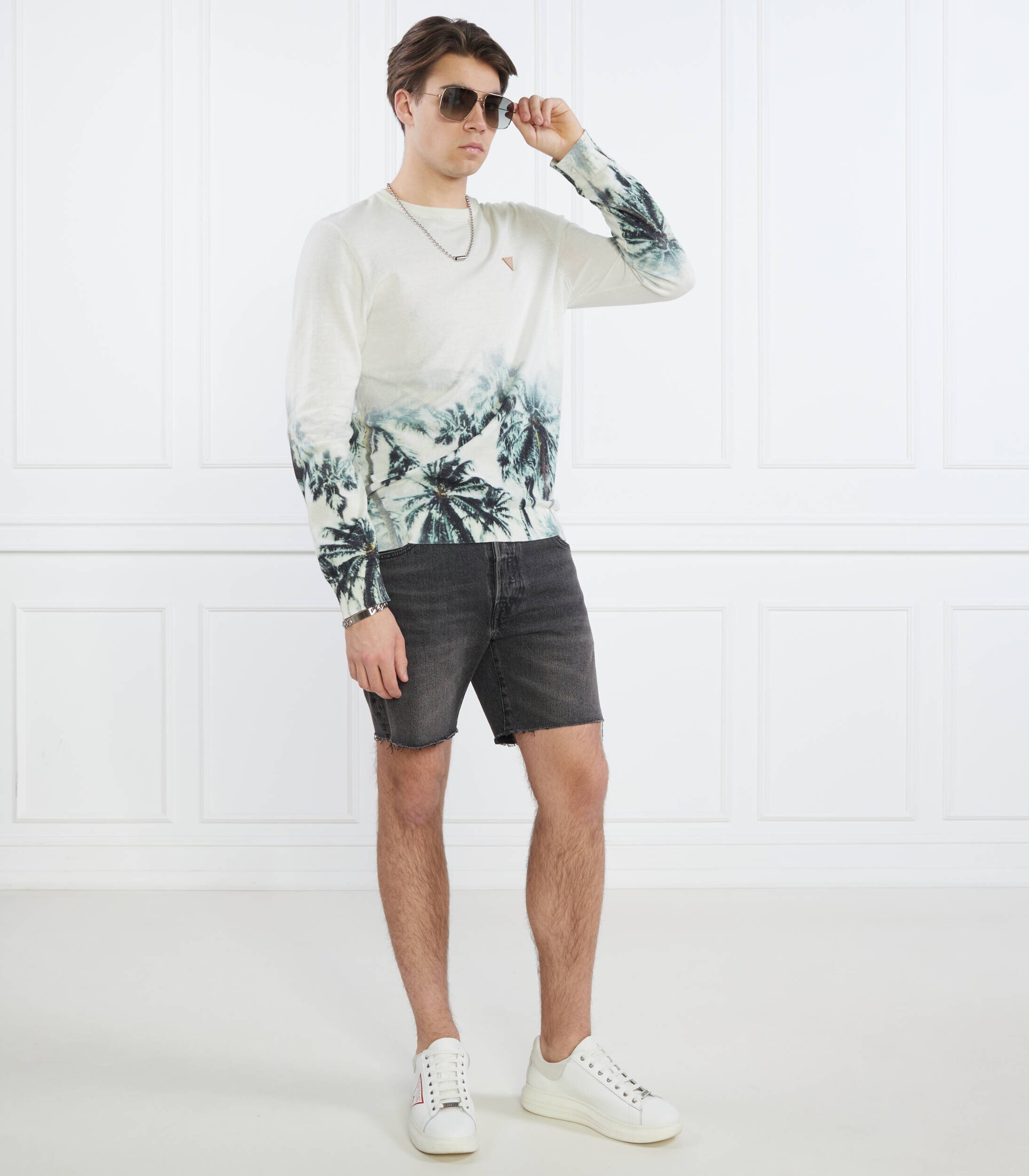 GUESS Pulover TYSON LS CN ALLOVER | Regular Fit