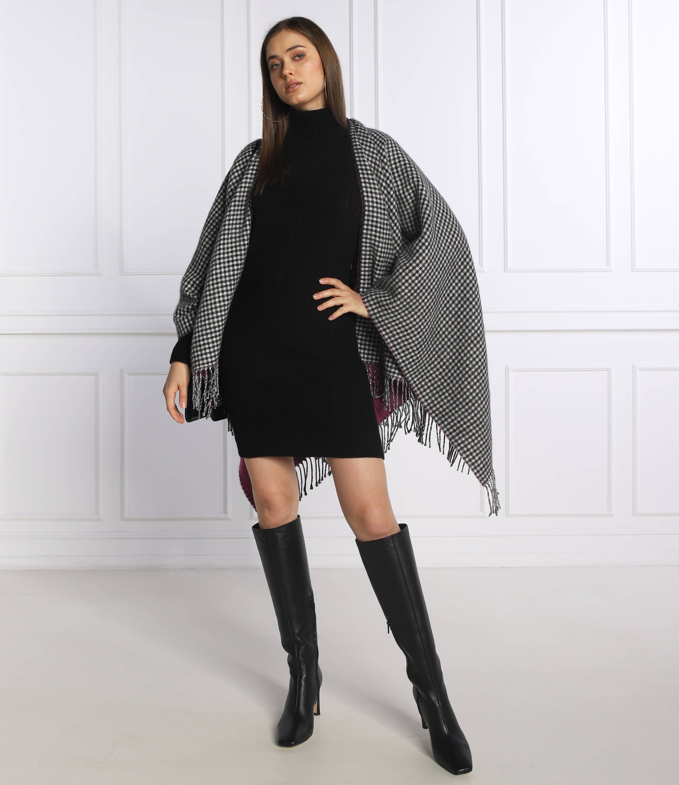 GUESS Rochie ELISABETH cu adaos de lână
