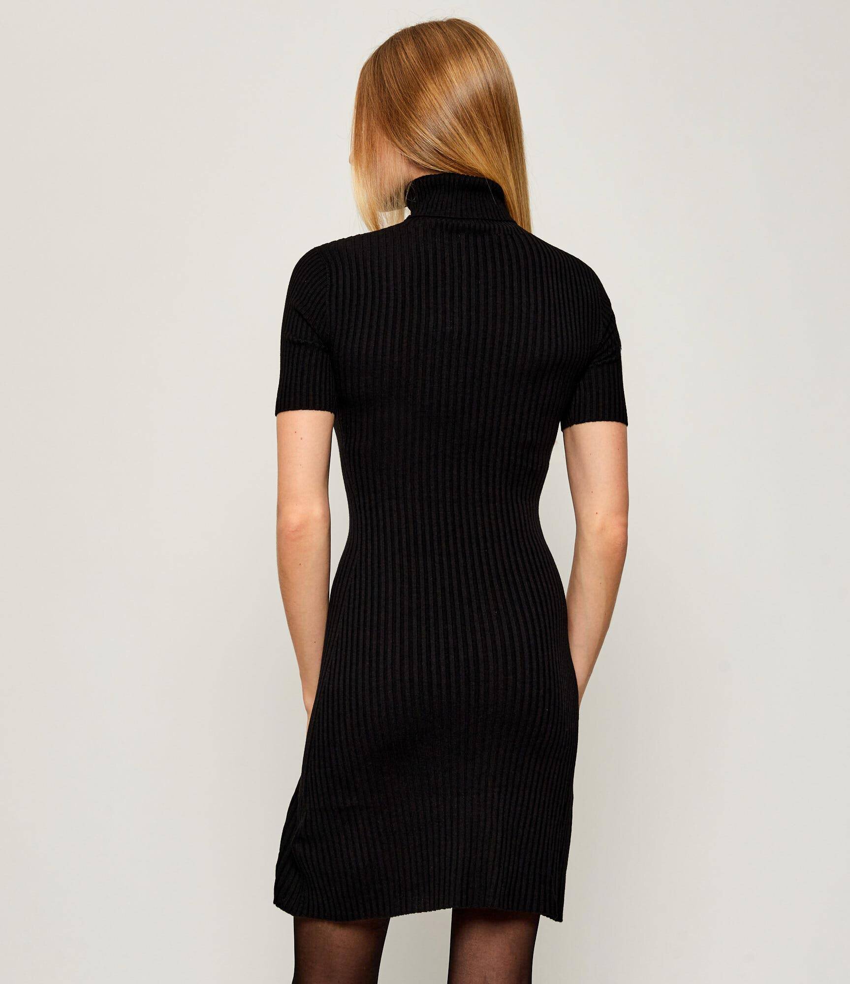GUESS Rochie JULIA | cu adaos de mătase și cașmir