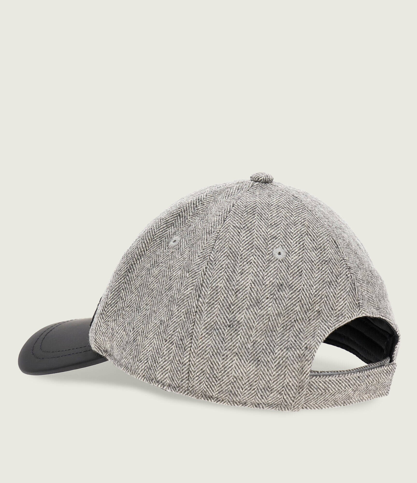 GUESS Șapcă baseball cu adaos de lână