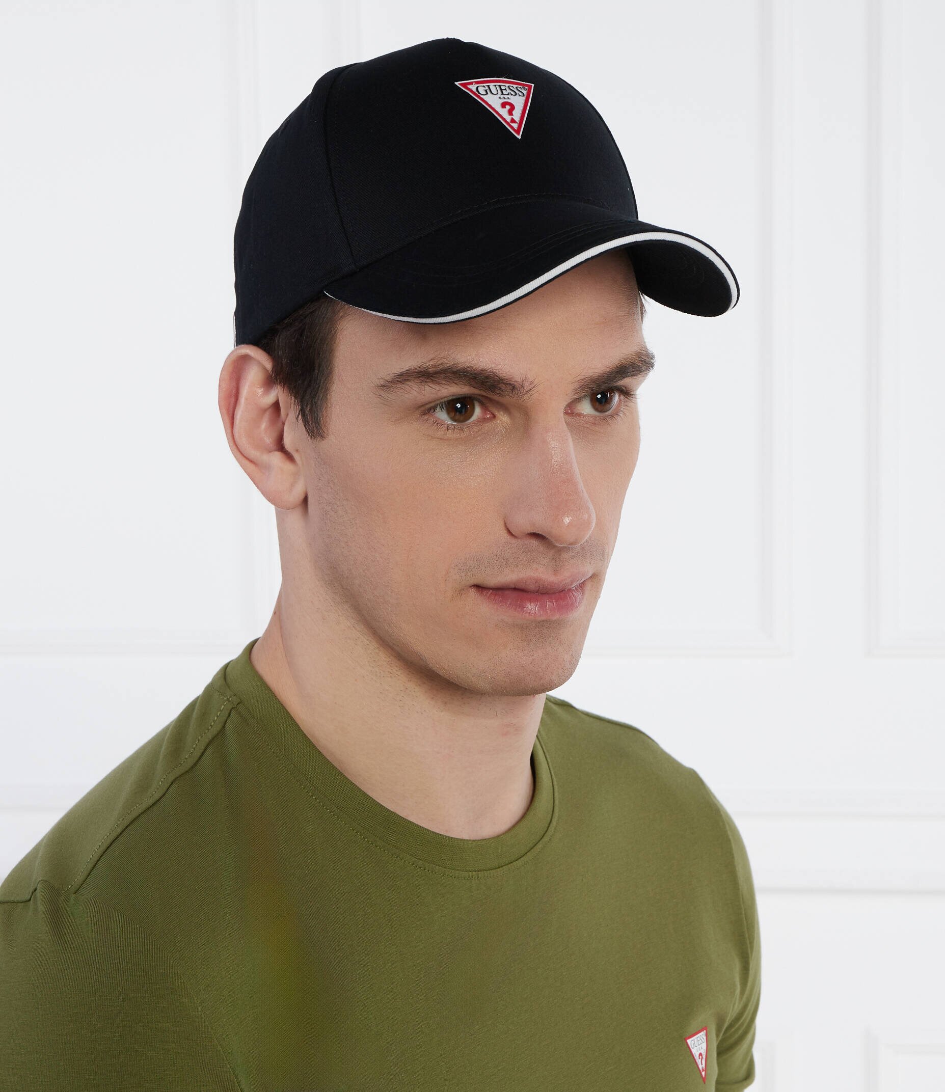 GUESS Șapcă baseball TRIANGLE PATCH