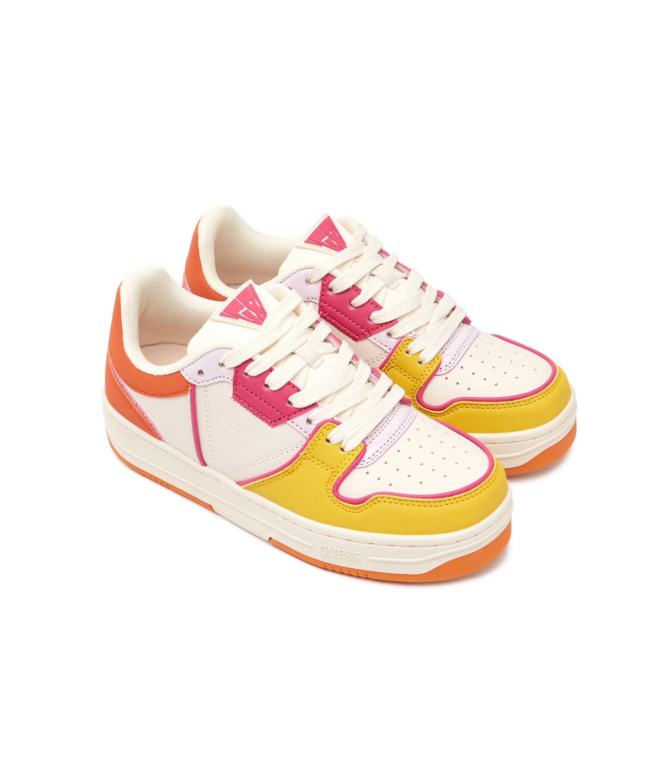 GUESS Sneakers