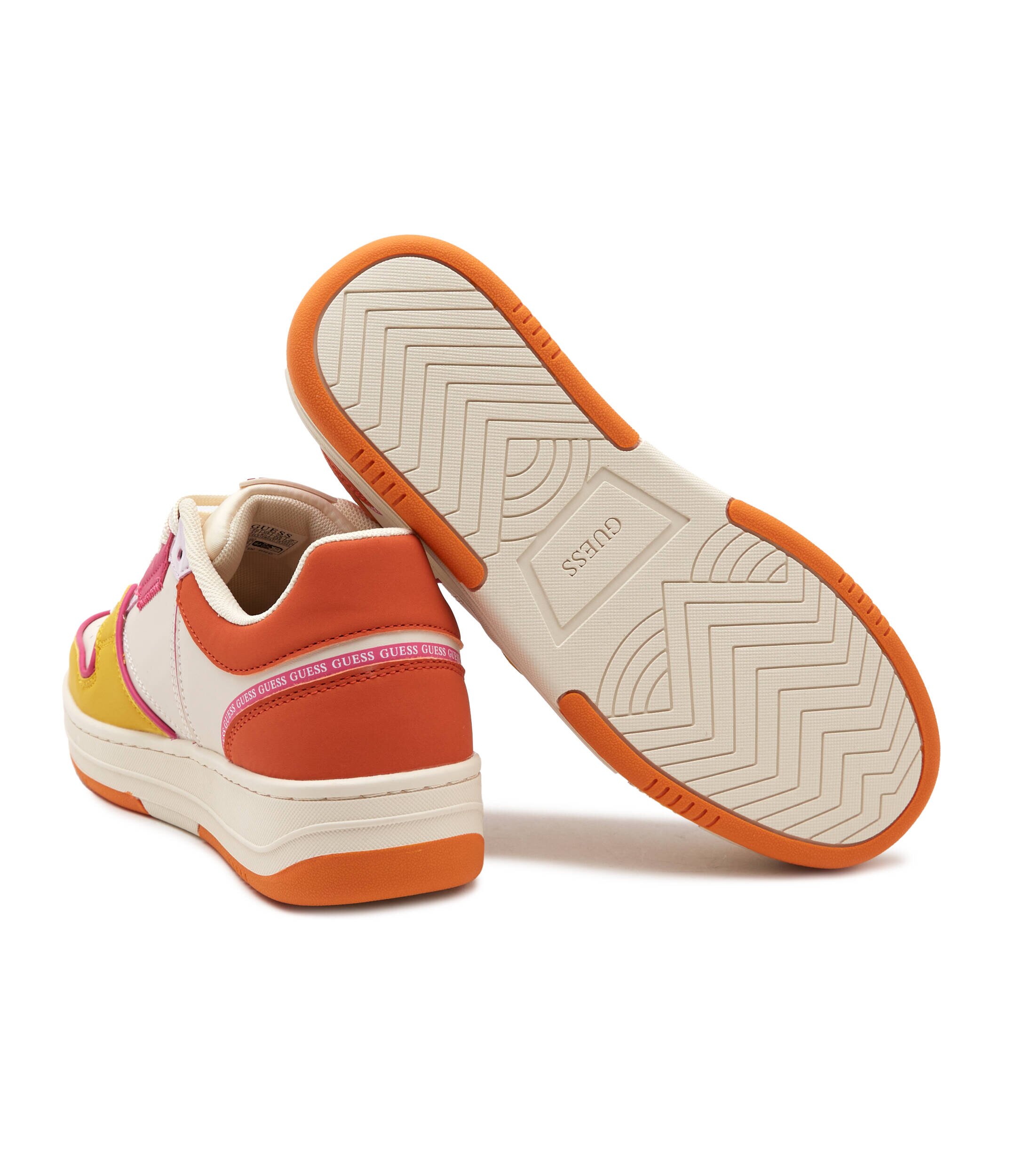 GUESS Sneakers