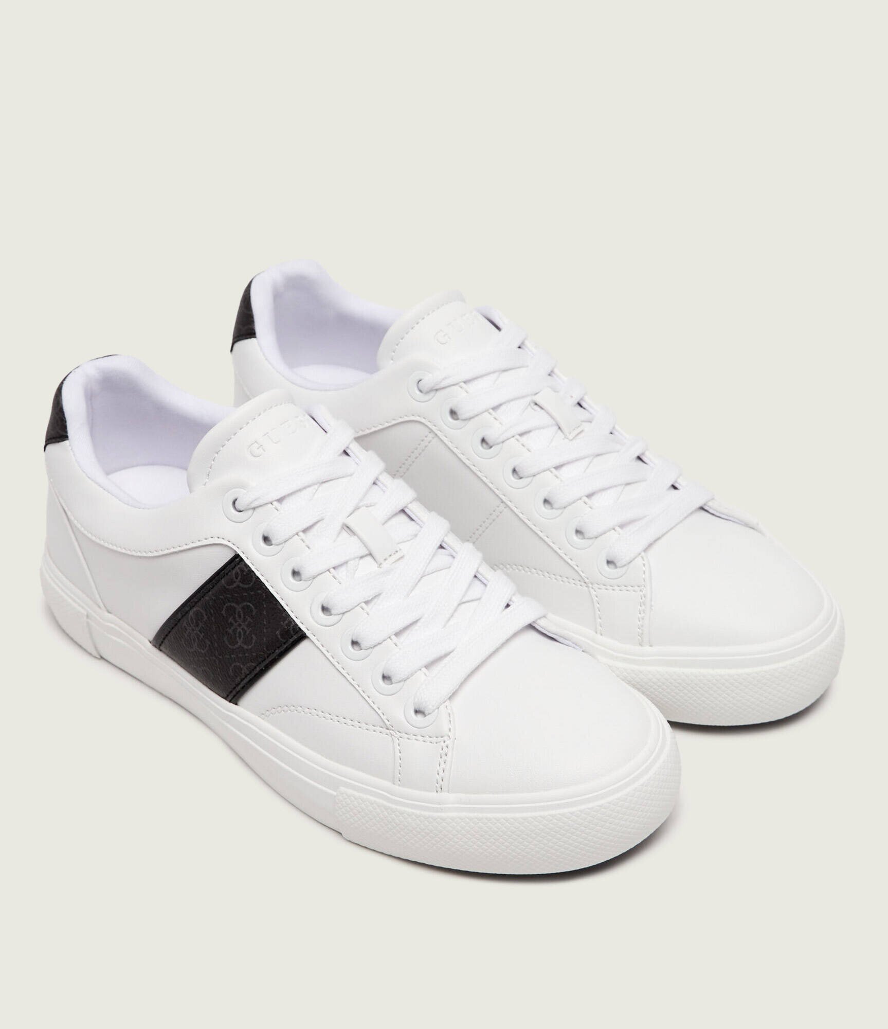 GUESS Sneakers Cribe