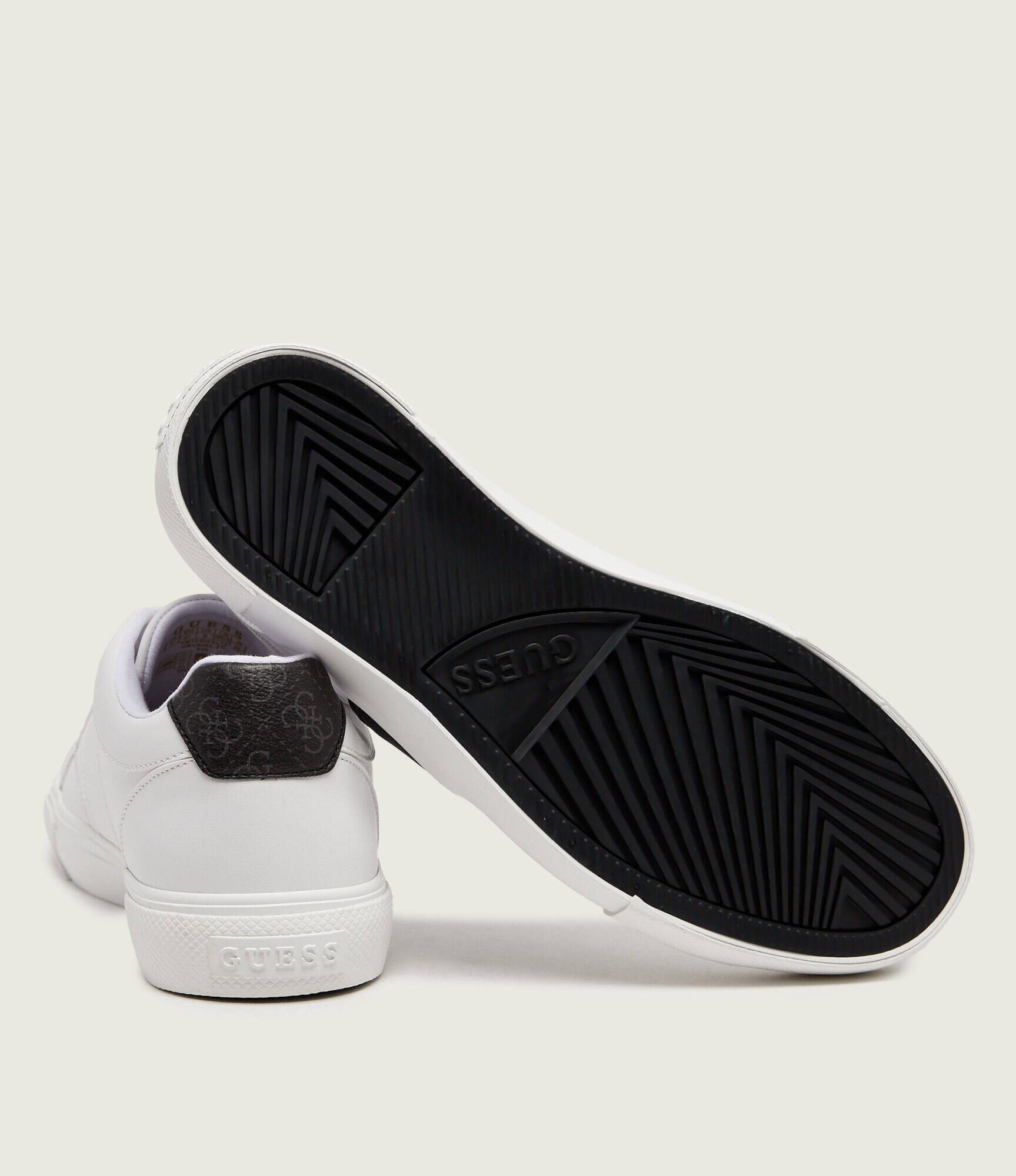 GUESS Sneakers Cribe