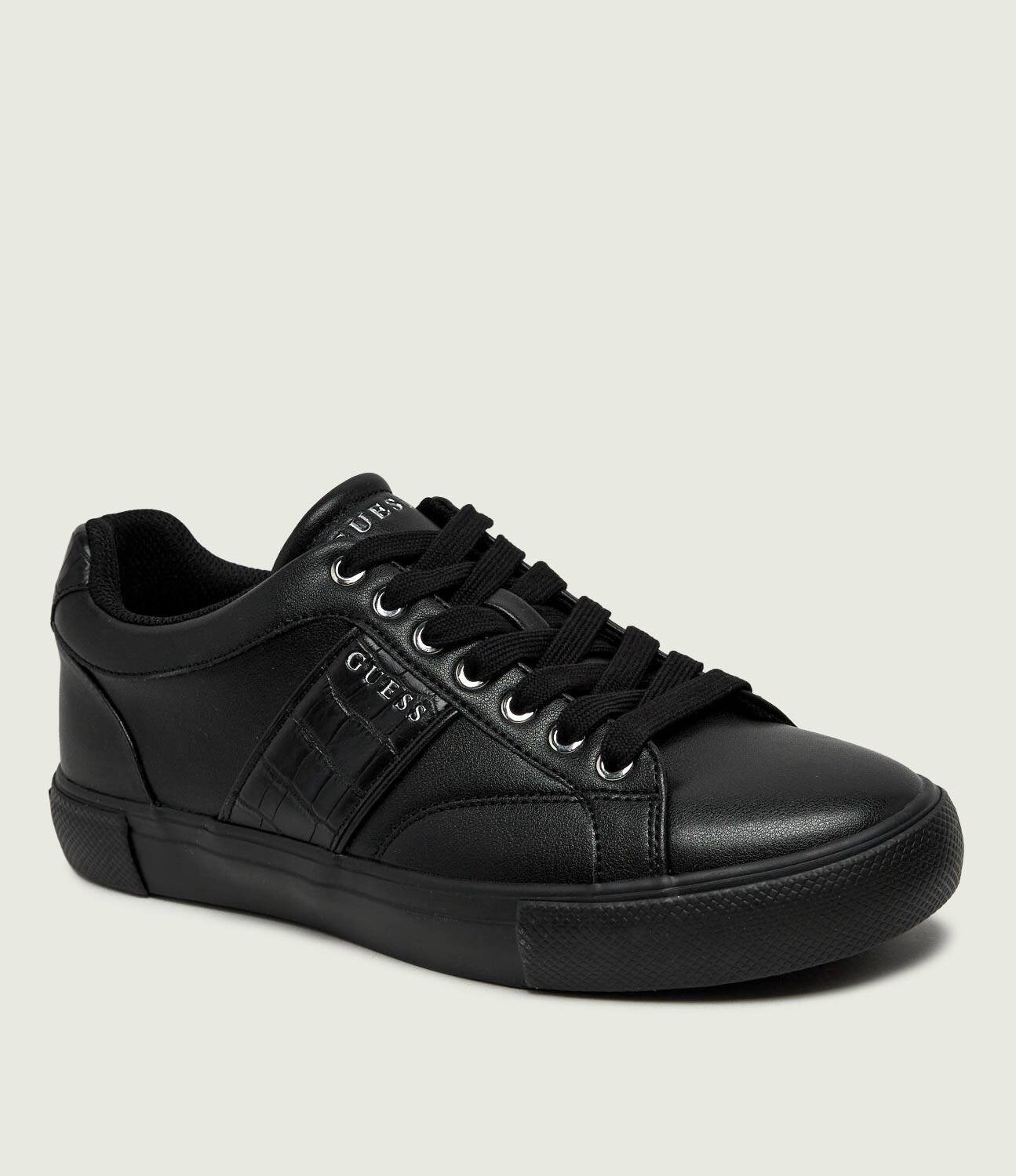 GUESS Sneakers Cribe2