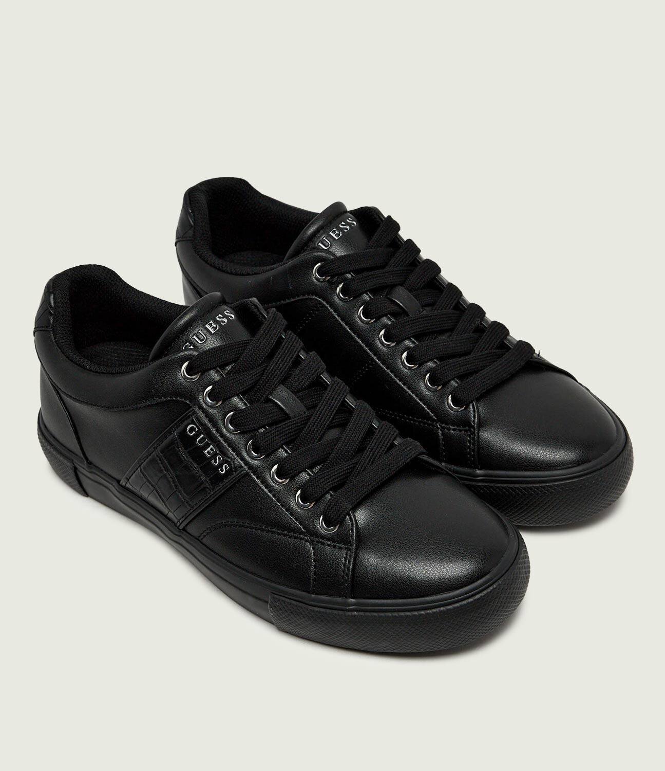 GUESS Sneakers Cribe2