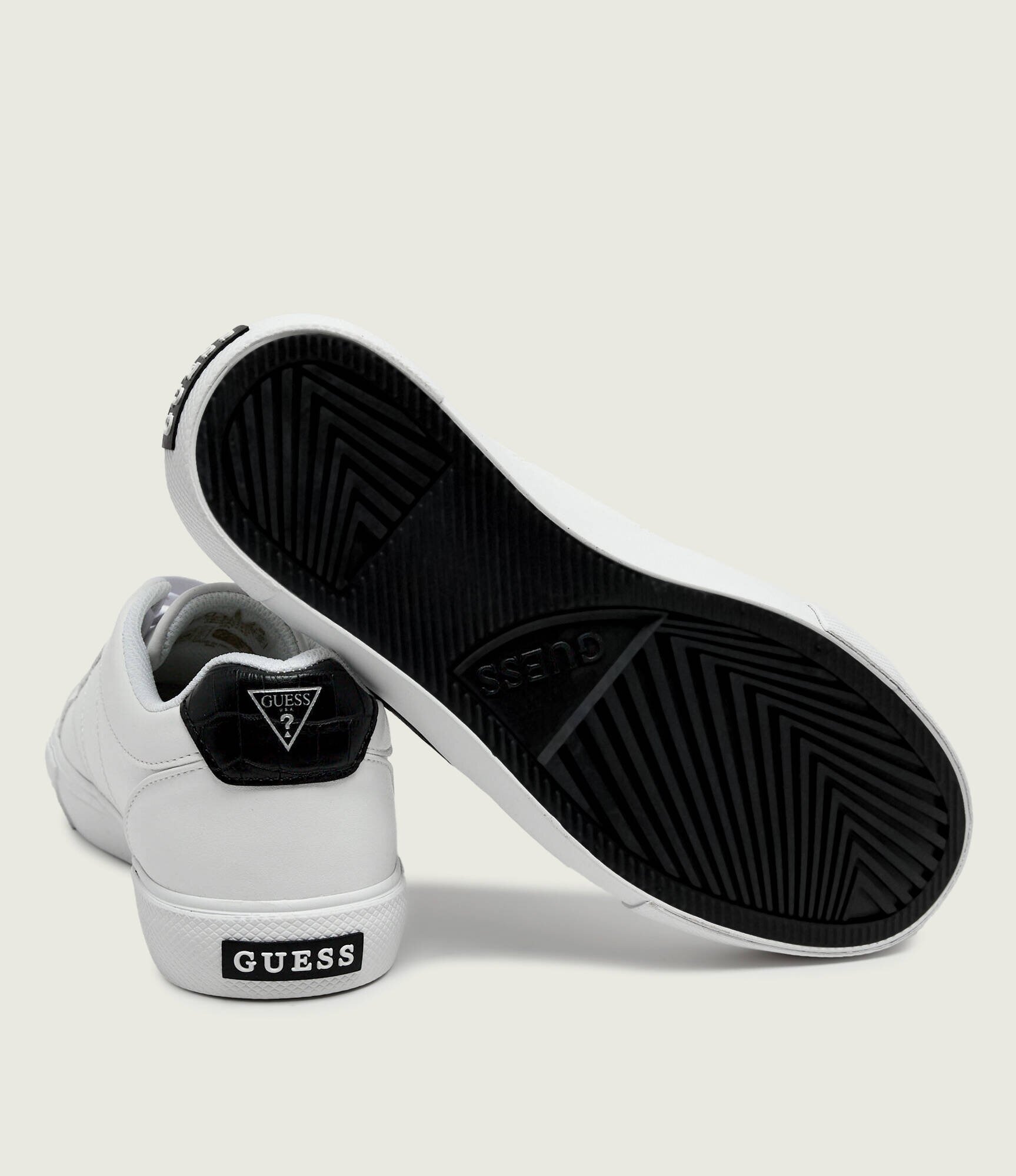 GUESS Sneakers Cribe2