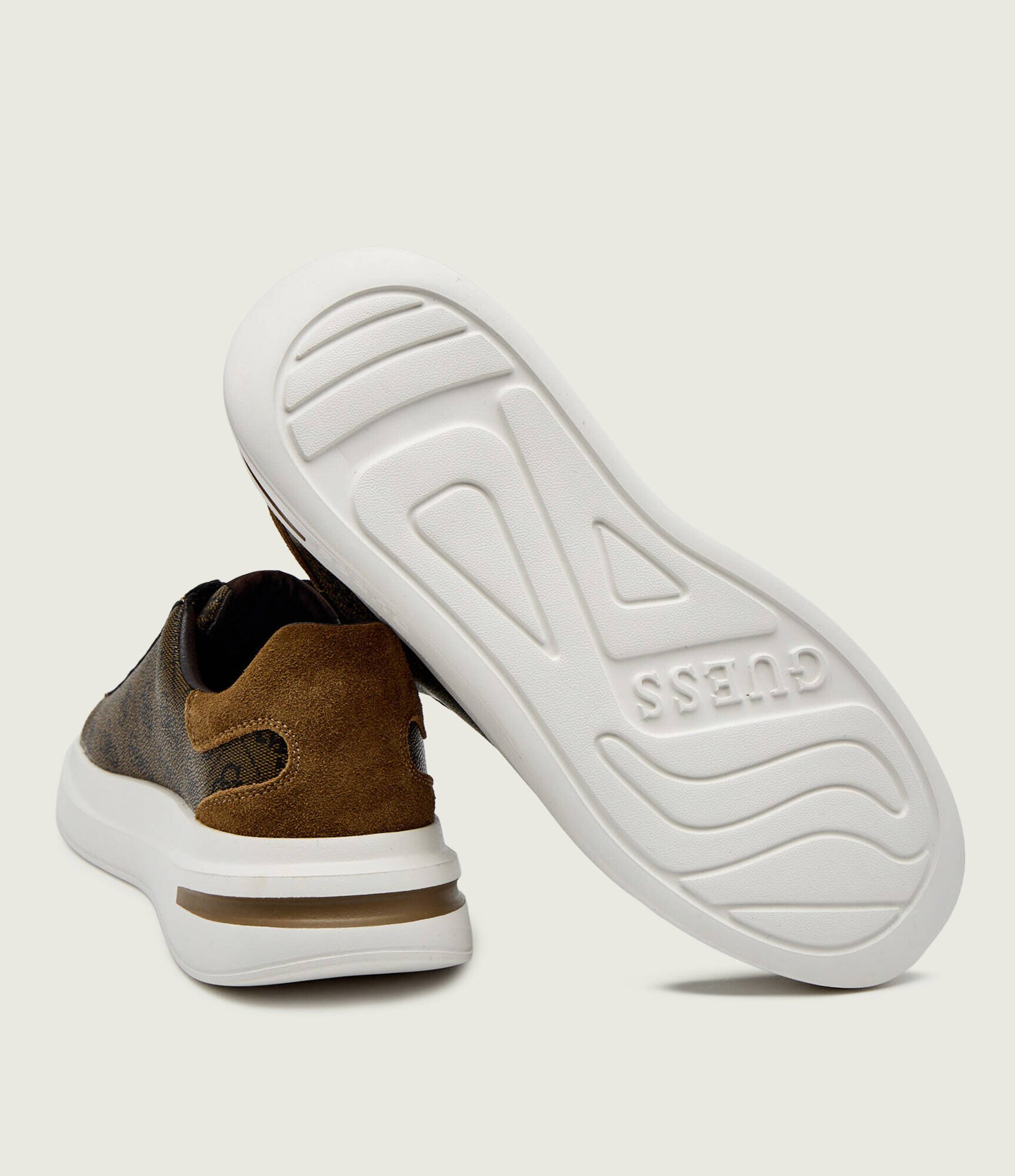 GUESS Sneakers ELBA | piele întoarsă