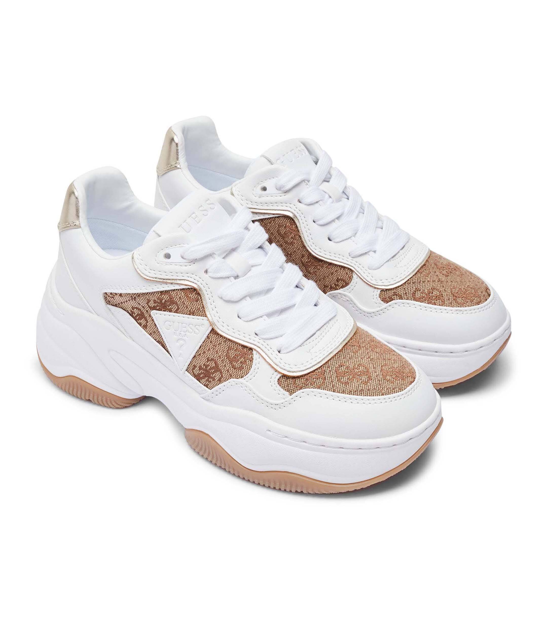 GUESS Sneakers Hapyy4