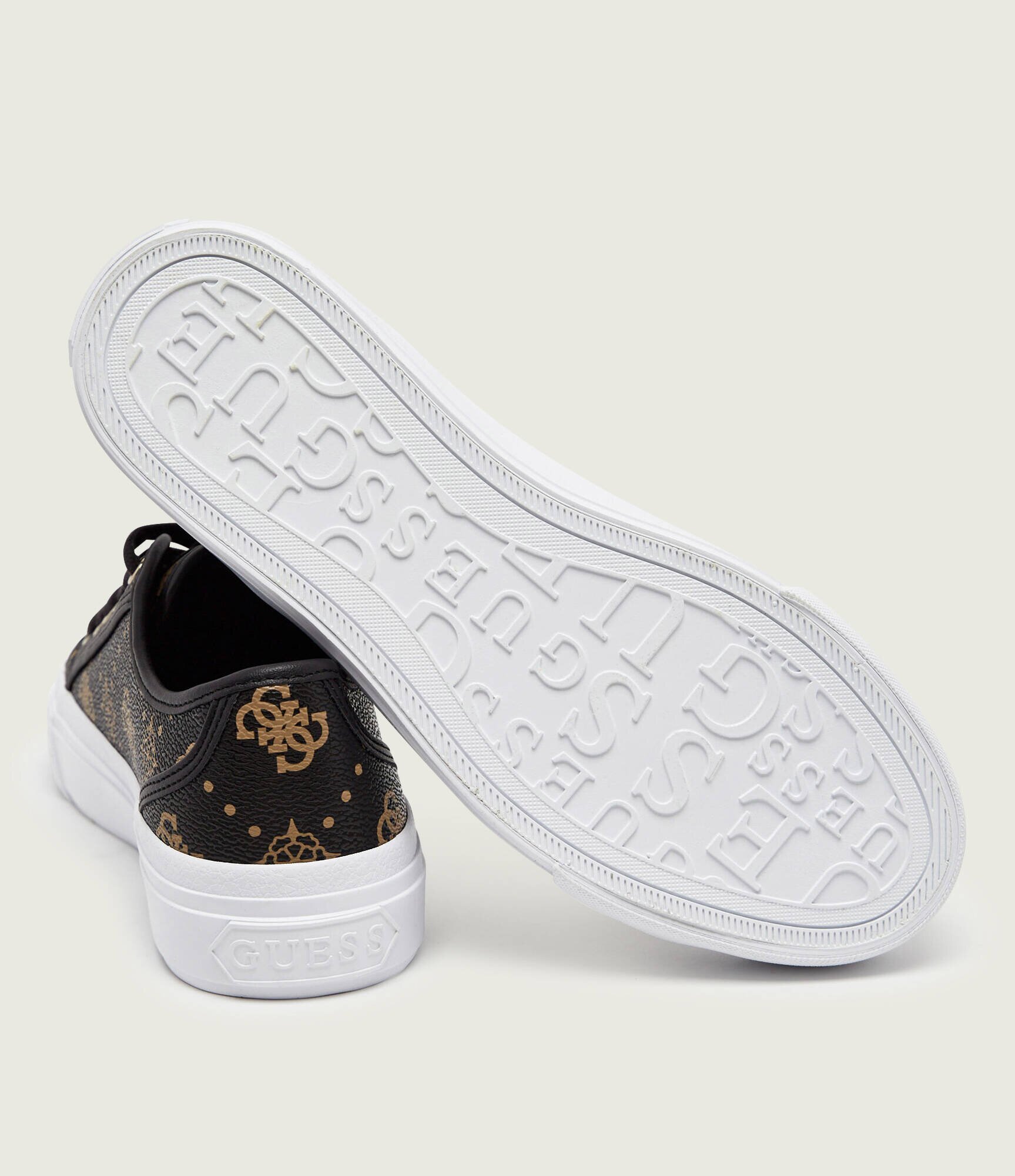 GUESS Sneakers Jelexa 10