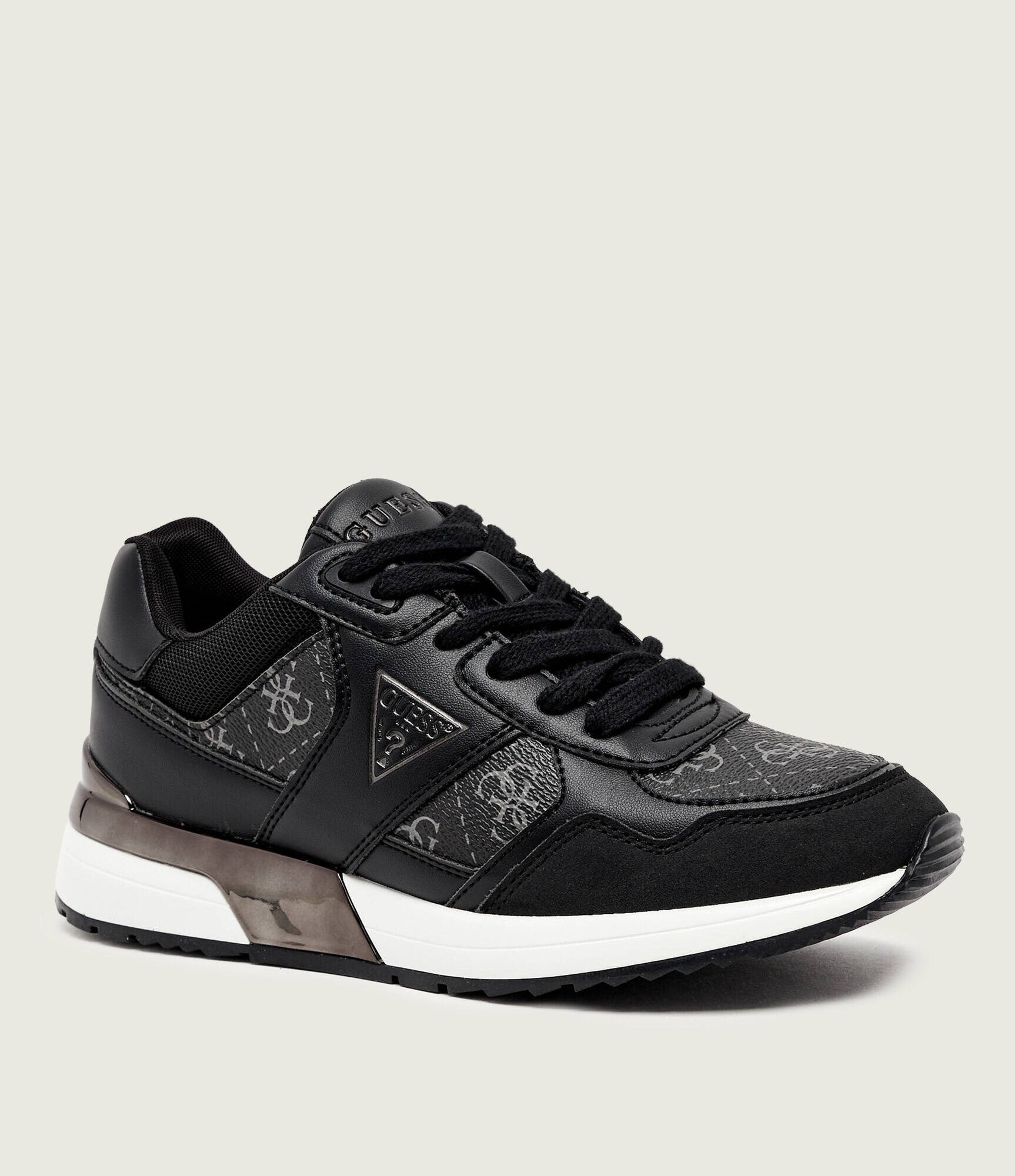 GUESS Sneakers Mickay