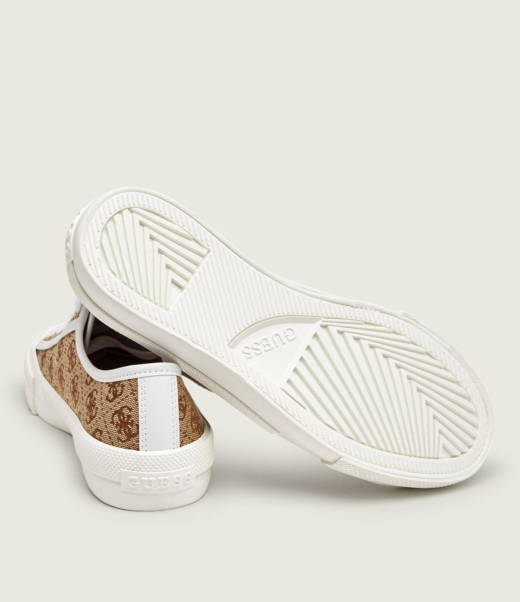 GUESS Teniși CAREY2