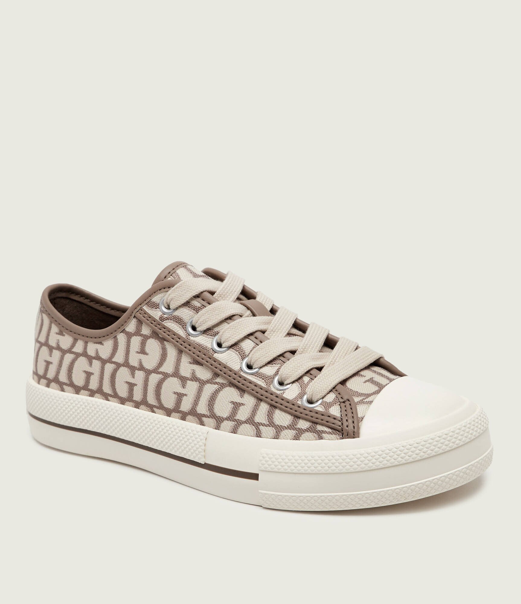 GUESS Teniși Carey3