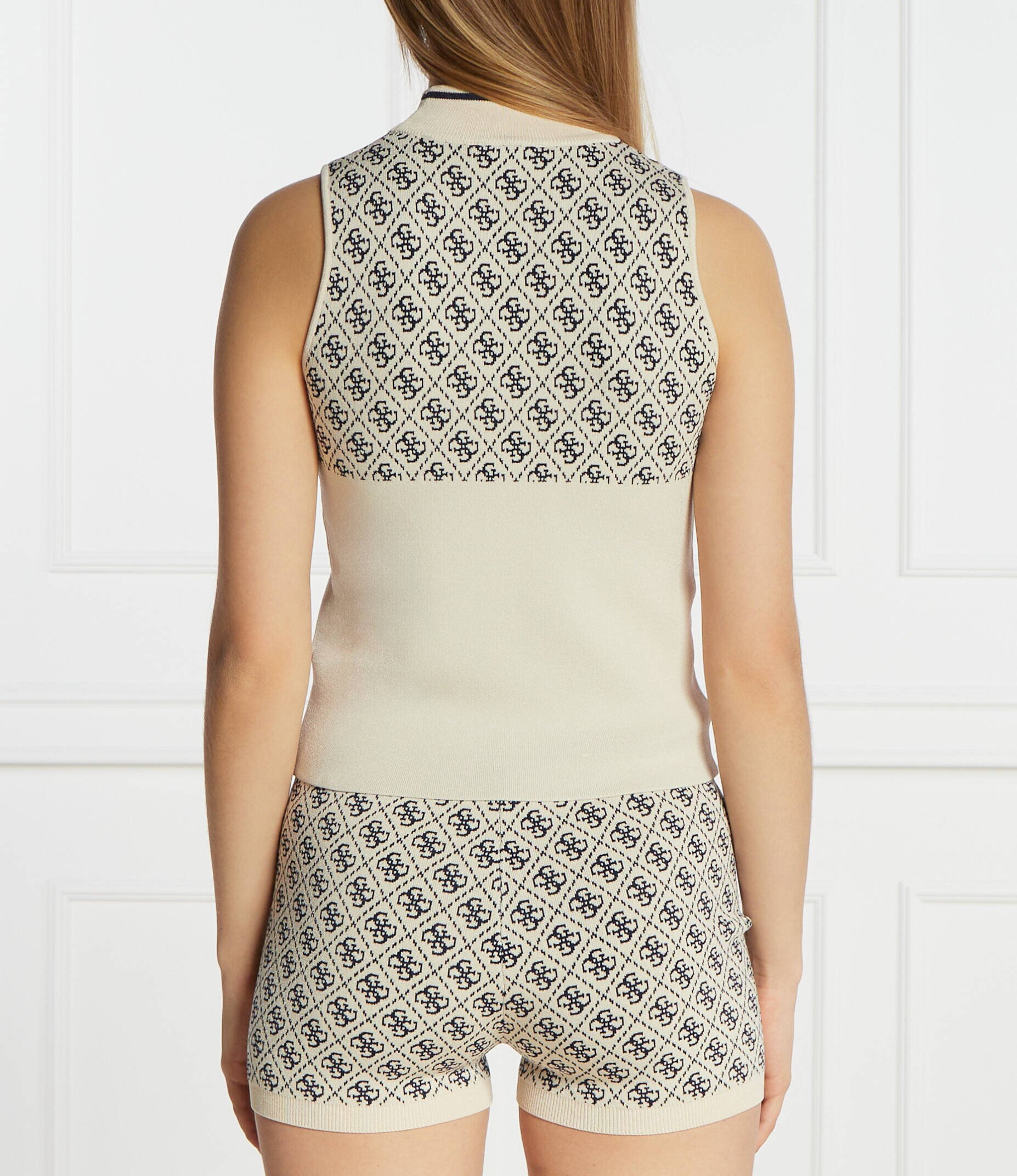 GUESS Top SL RN LISE 4G SWTR | Slim Fit