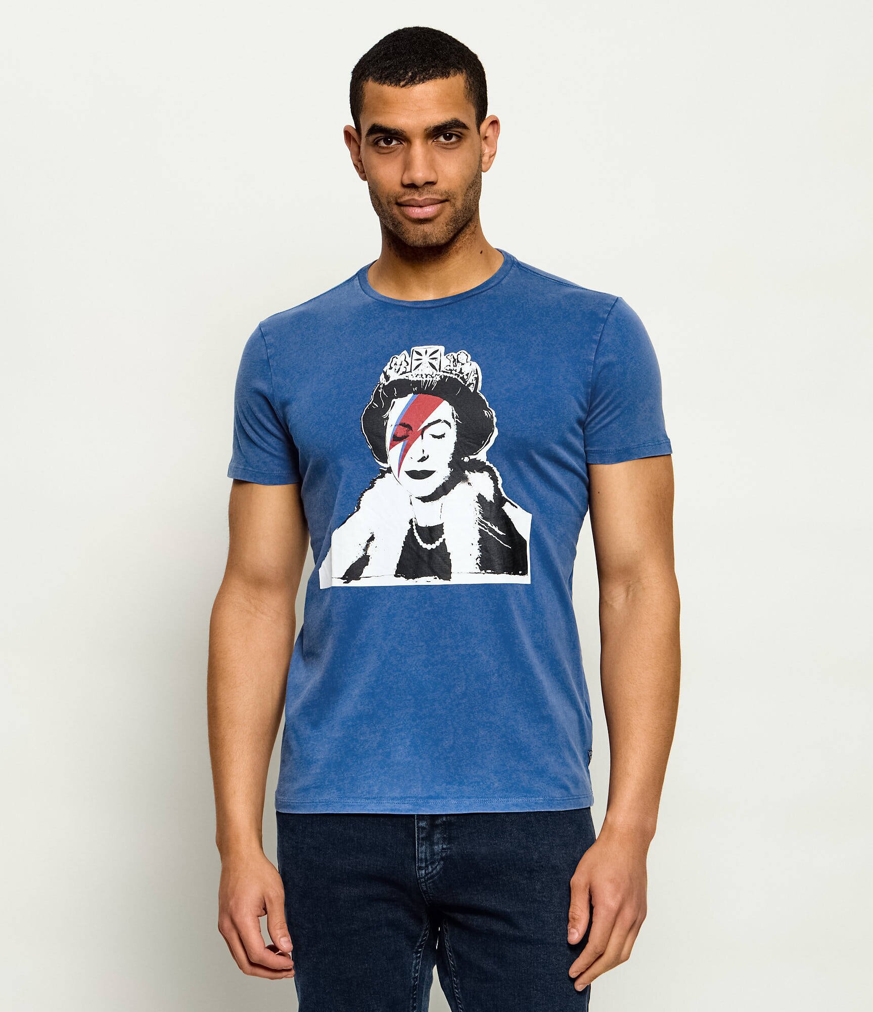 GUESS Tricou BANKSY QUEEN | x Brandalised | regular fit