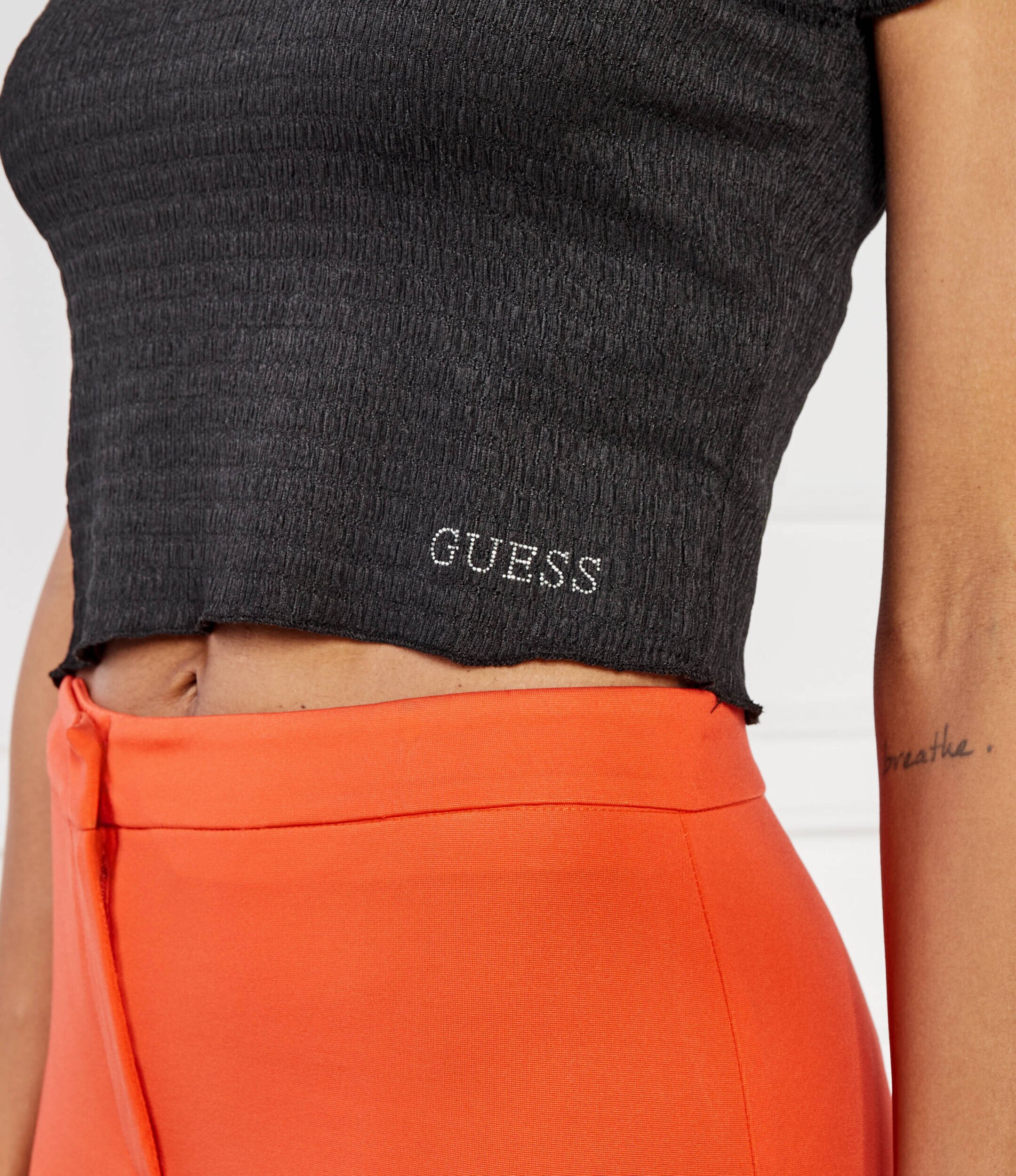GUESS Tricou | Cropped Fit