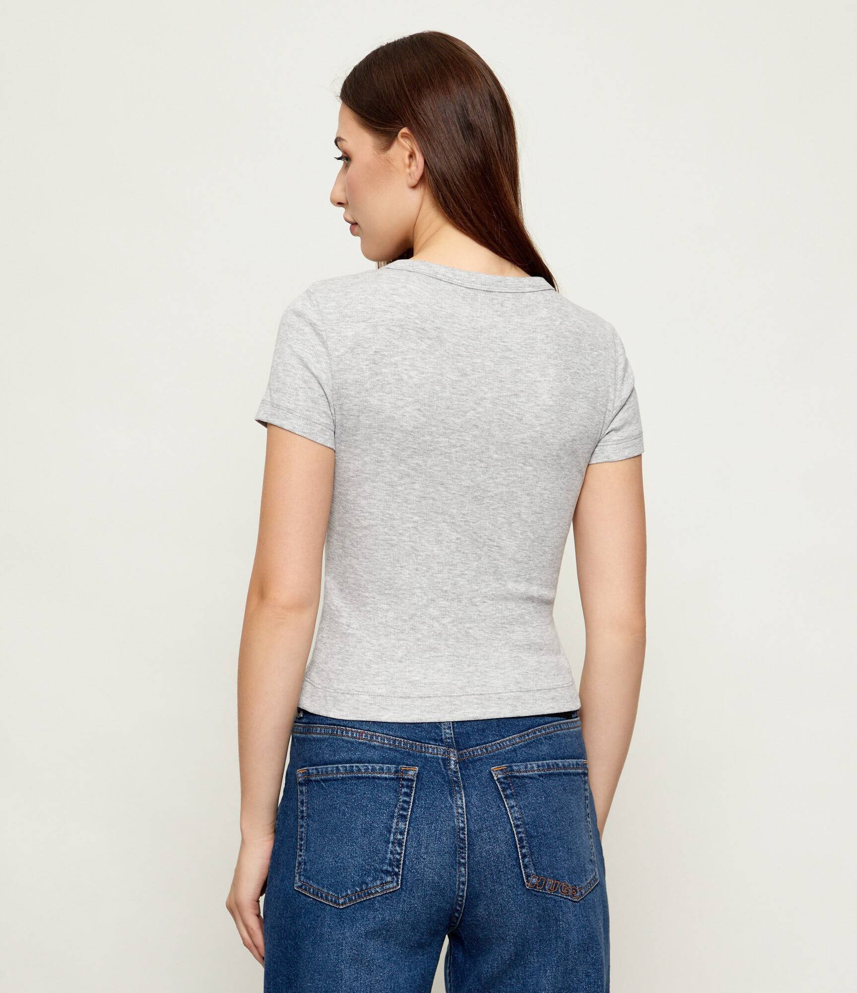 GUESS Tricou | Cropped Fit