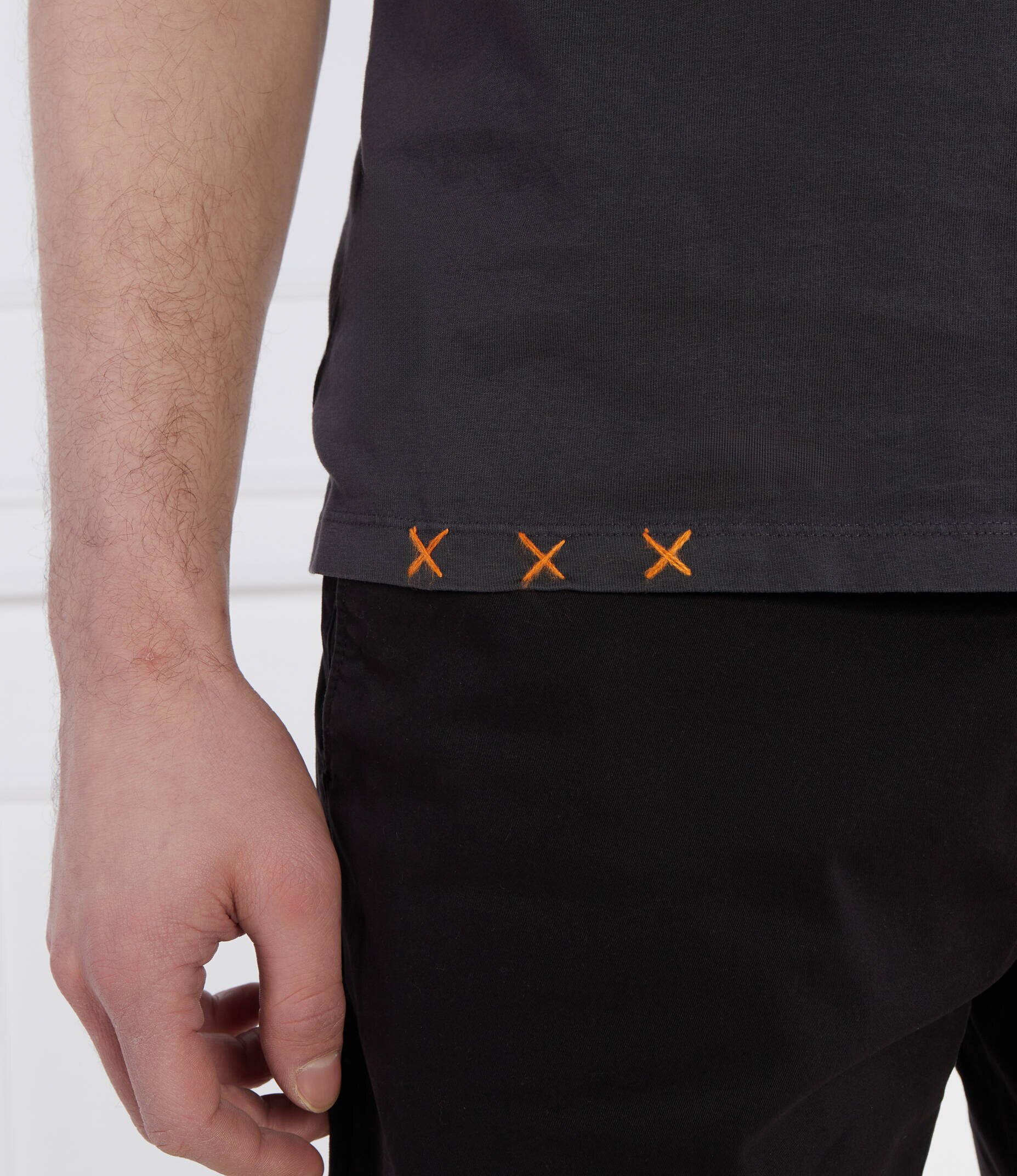 GUESS Tricou JAPANESE IDEOG | Regular Fit