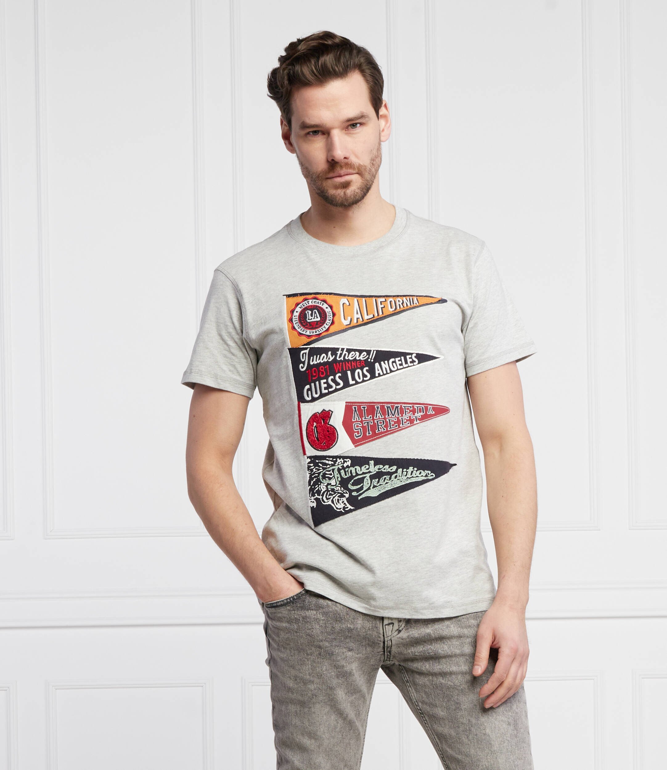 GUESS Tricou PENNANT | Regular Fit